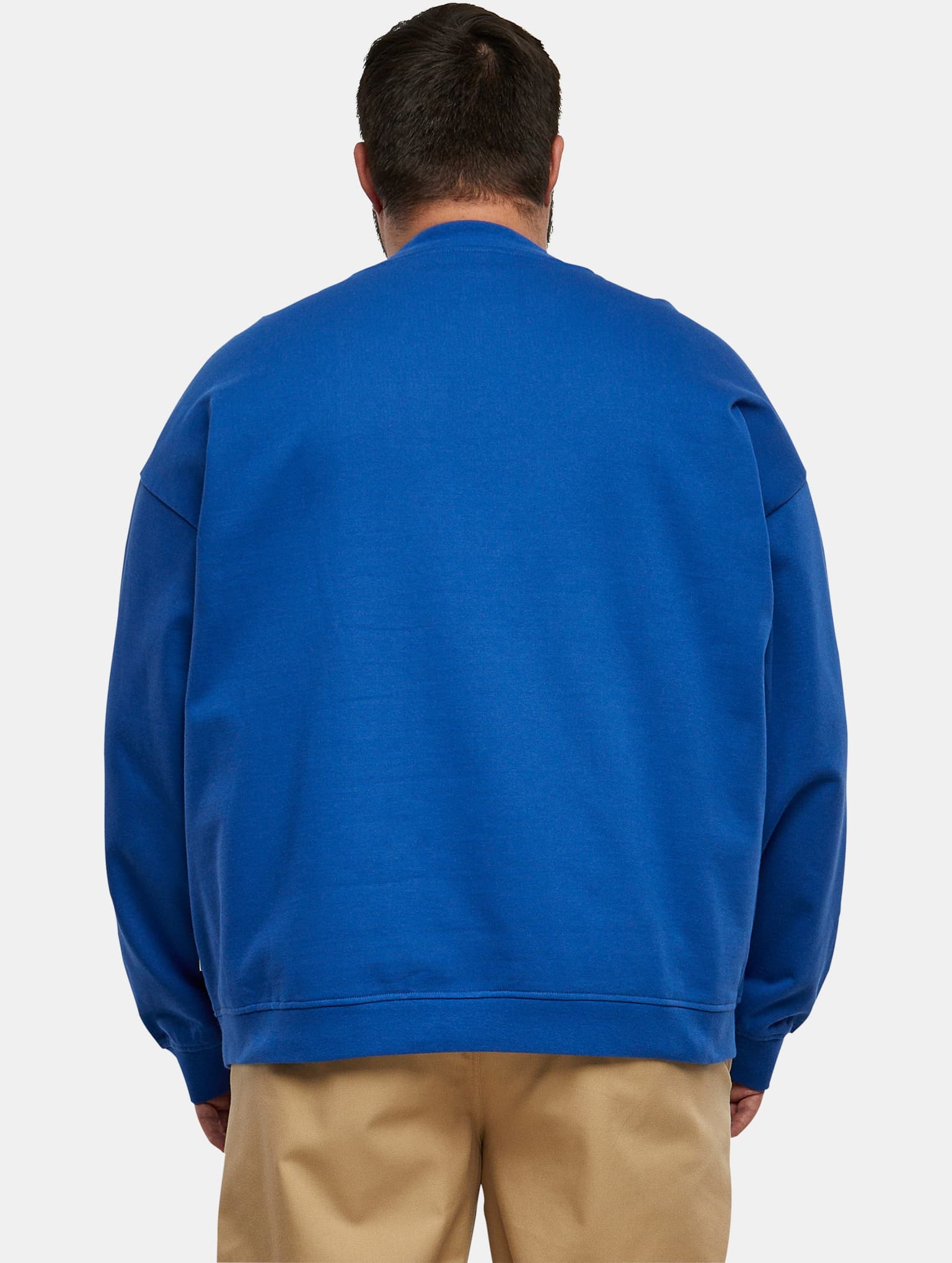 Urban Classics Essentials Boxy Pocket Crew – Bild 2
