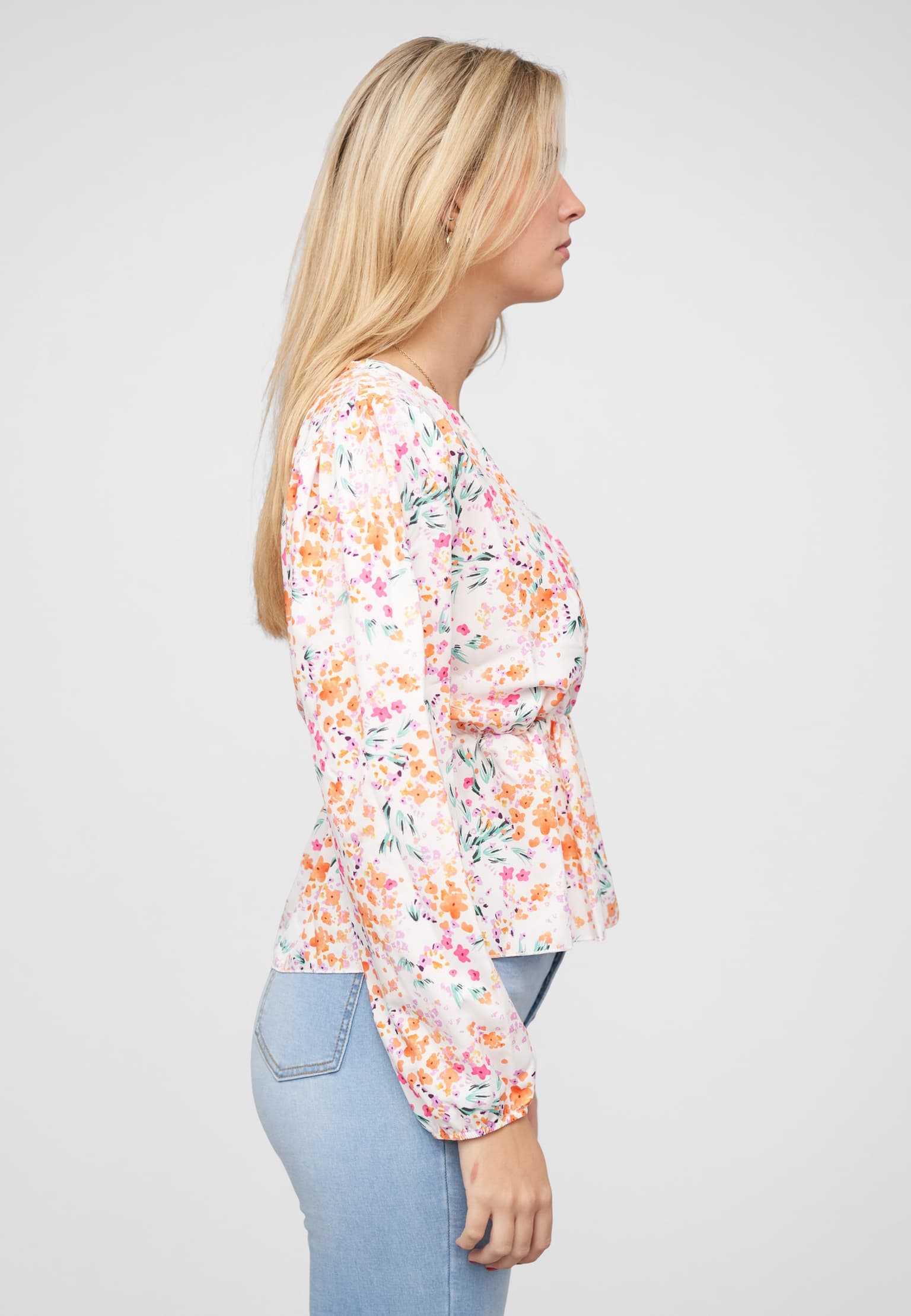 Cloud5ive V-Neck Schößchenbluse m. Blumen Print in Wickeloptik – Bild 4