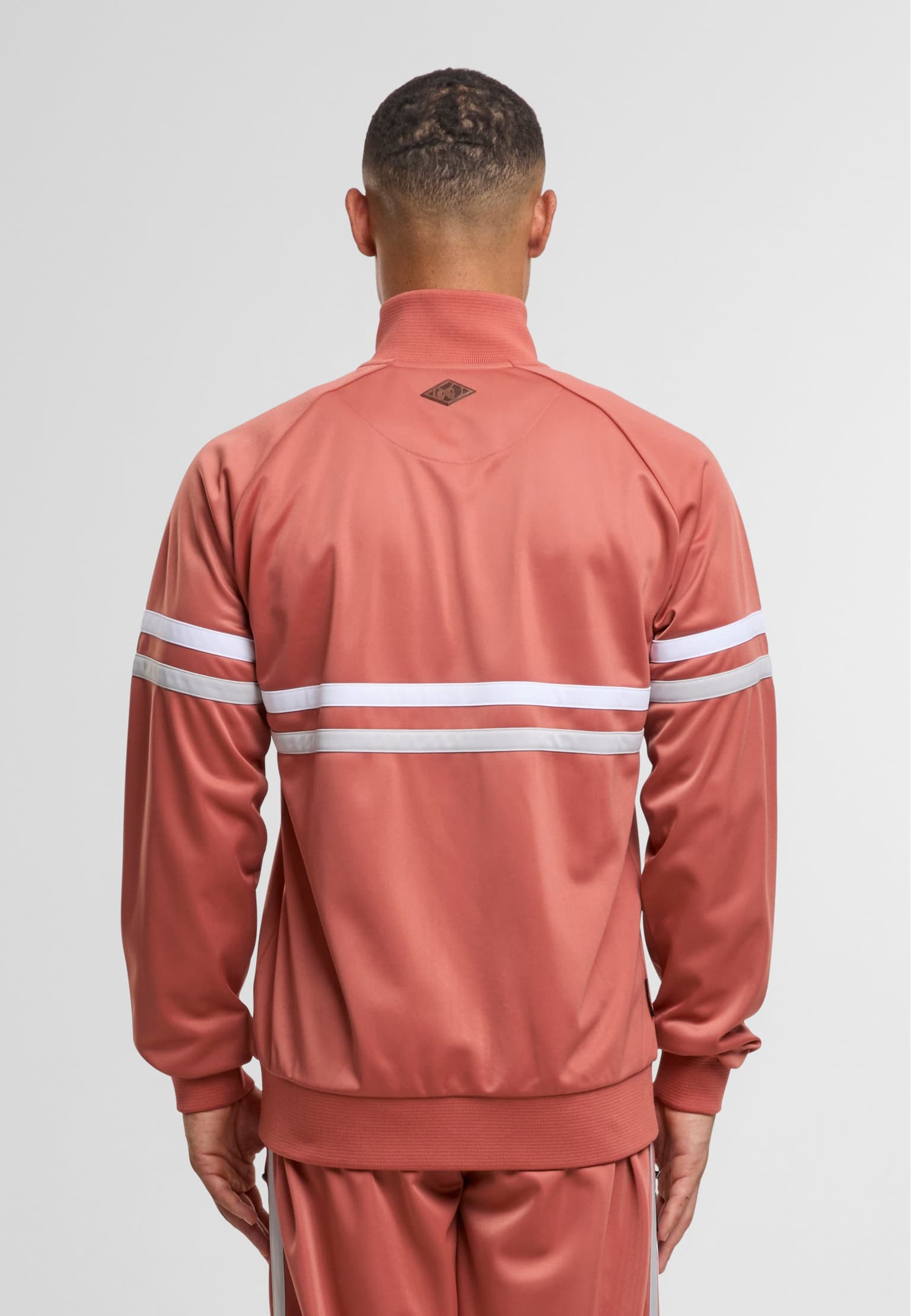 UNFAIR ATHLETICS DMWU Tracktop – Bild 2