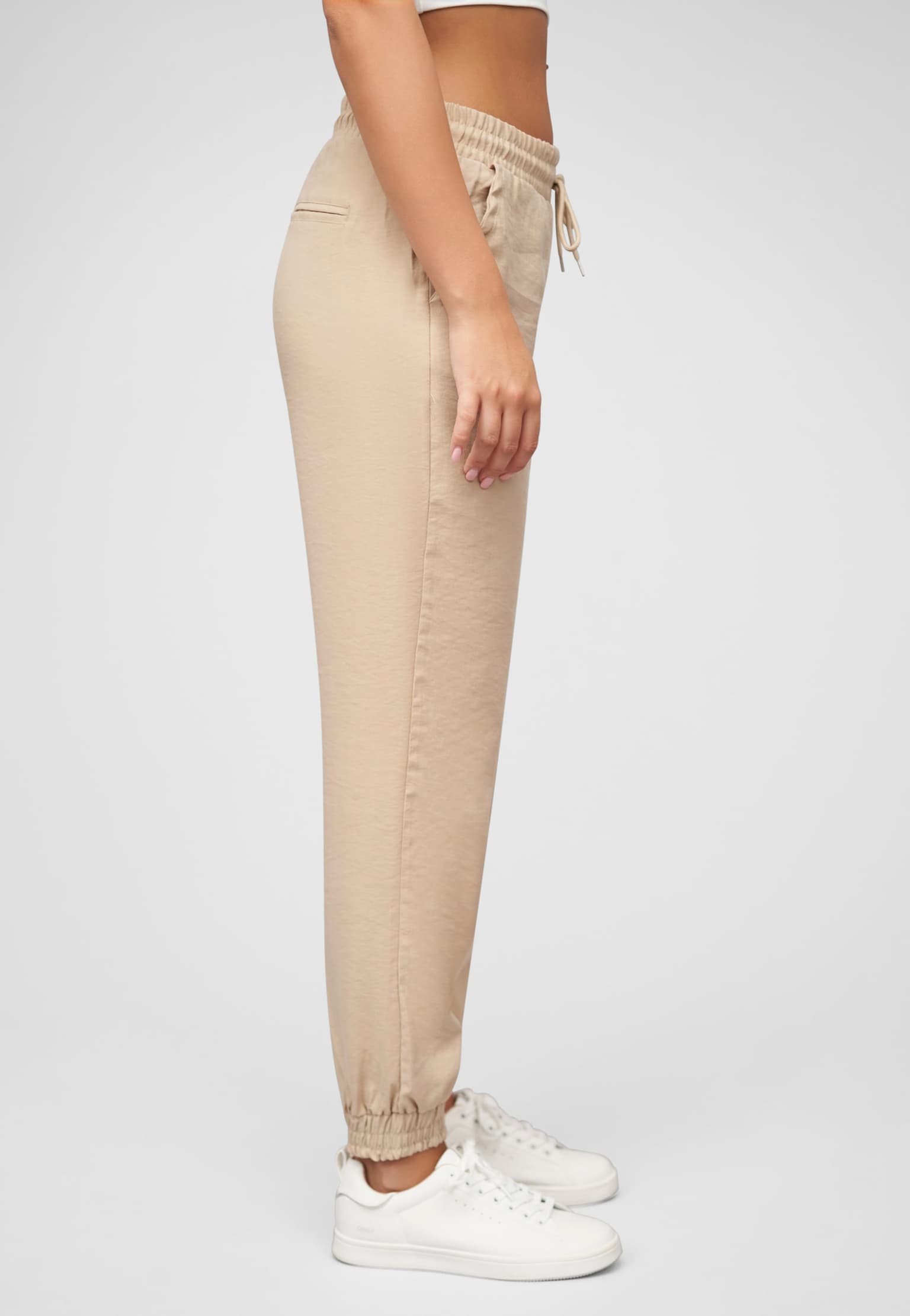 Cloud5ive Stoffhose mit 2-Pockets und Tunnelzug – Bild 4