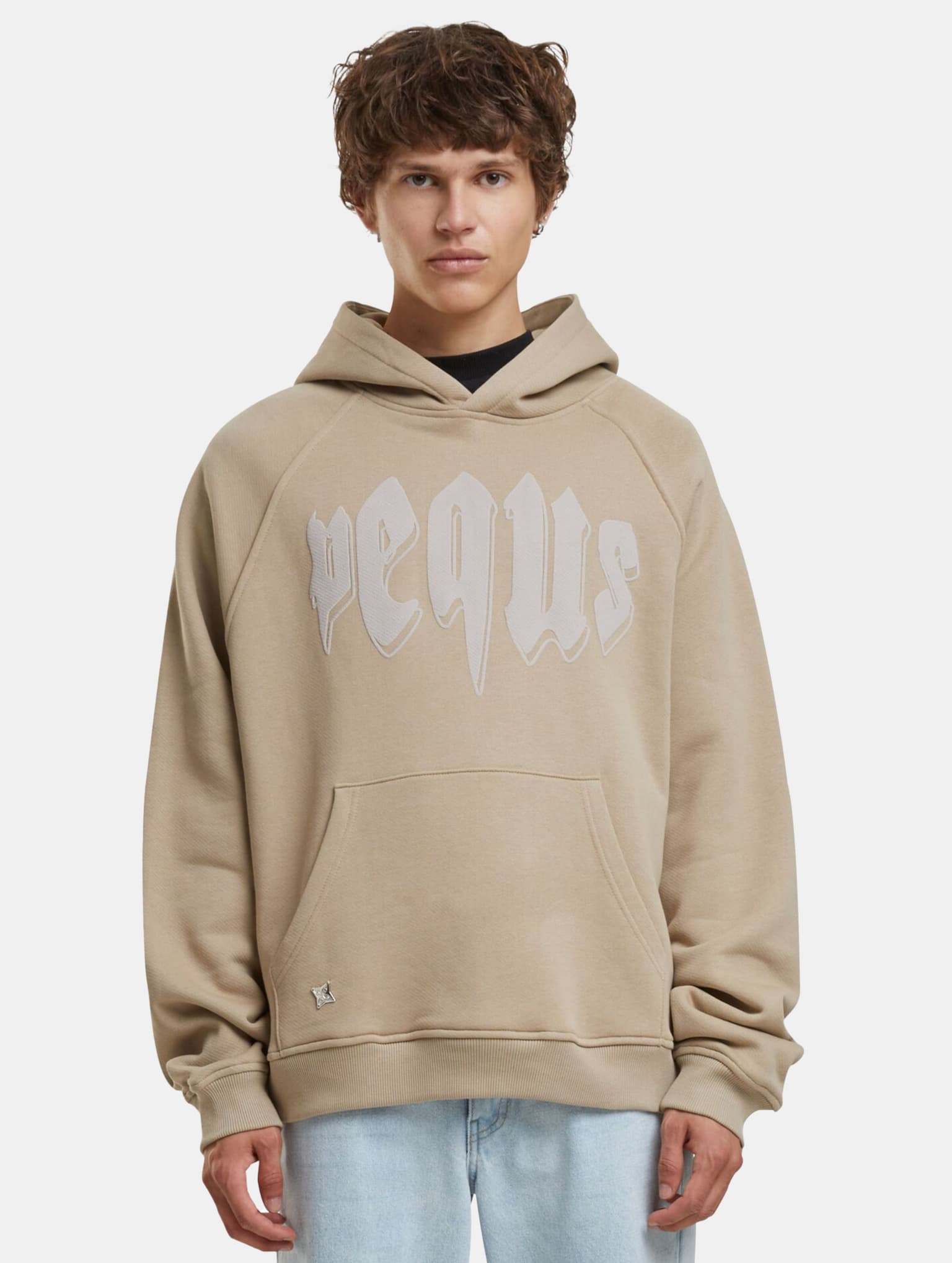 PEQUS Outlined Mythic Logo Hoodie – Bild 3