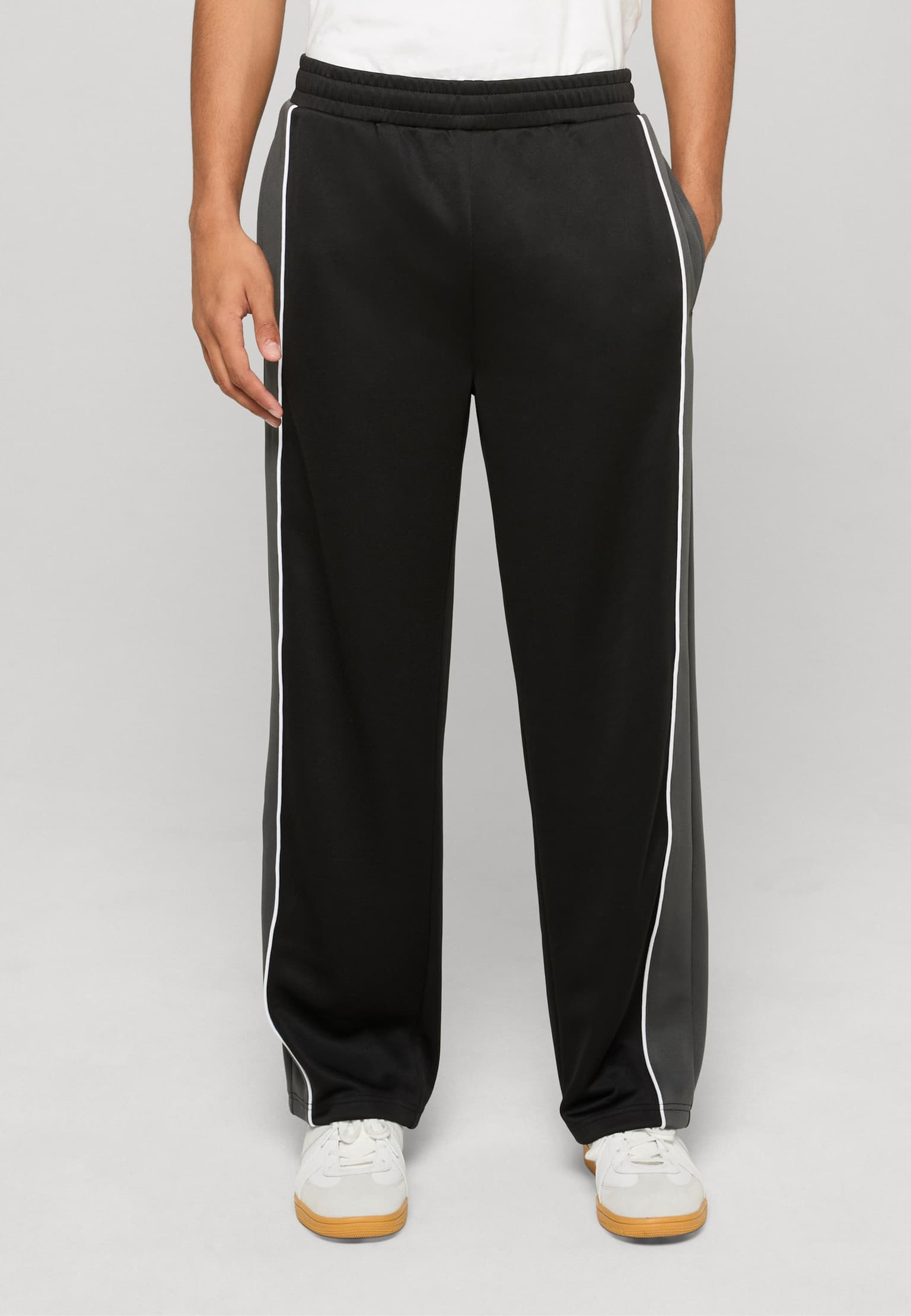 Urban Classics Interlock College Wideleg Trackpants