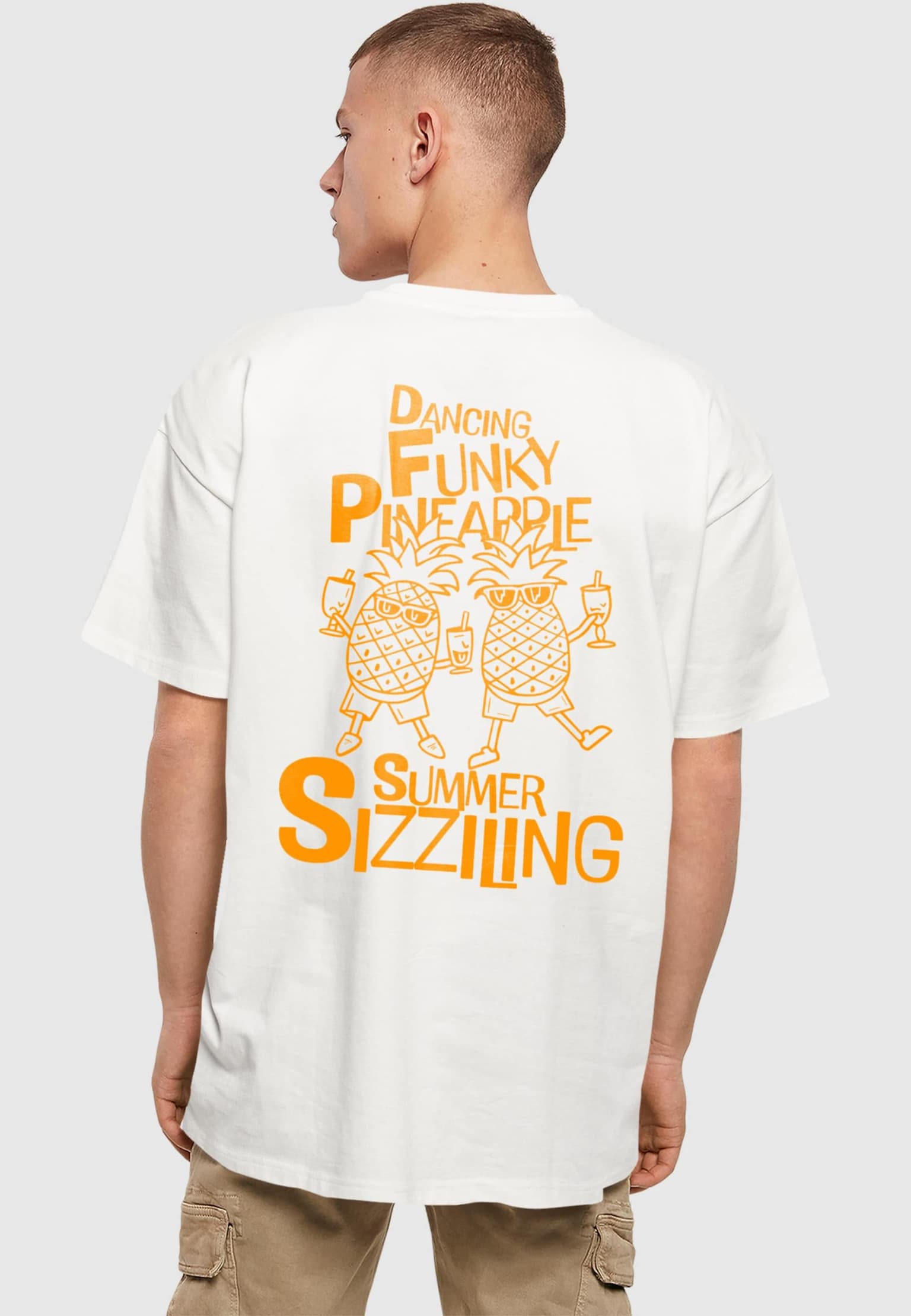 Merchcode Funky Pineapple Oversized T-shirt – Bild 2
