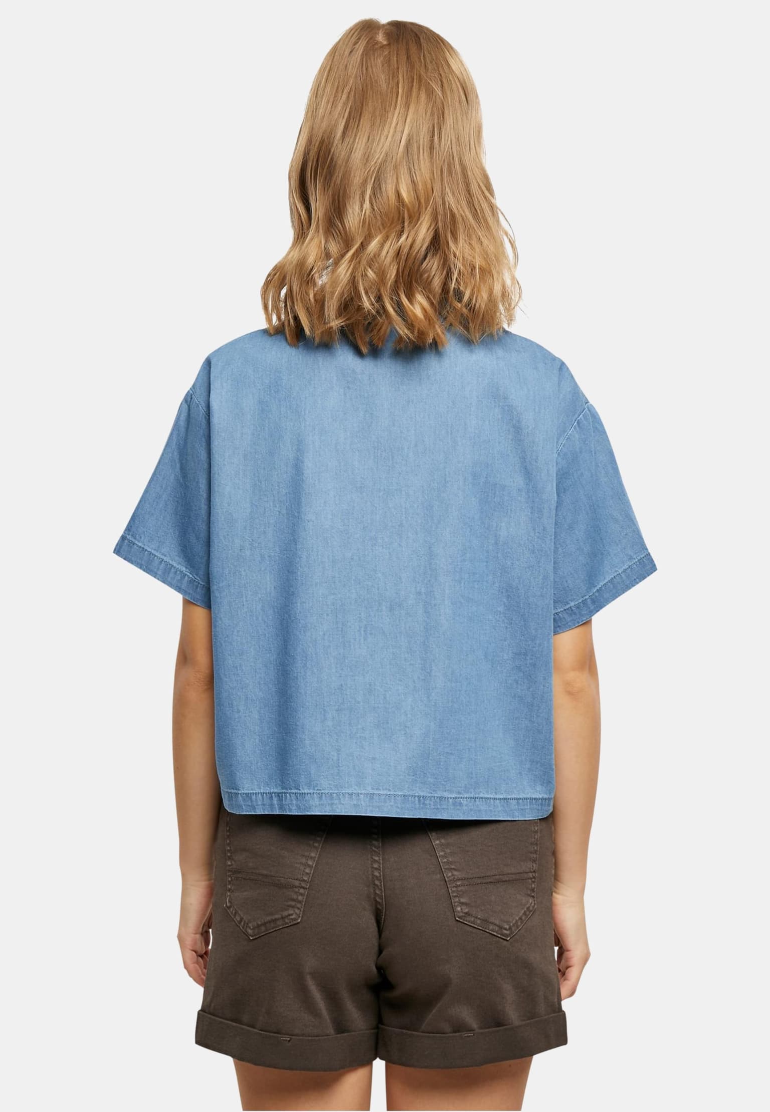 Urban Classics Ladies Light Denim Resort Shirt – Bild 2