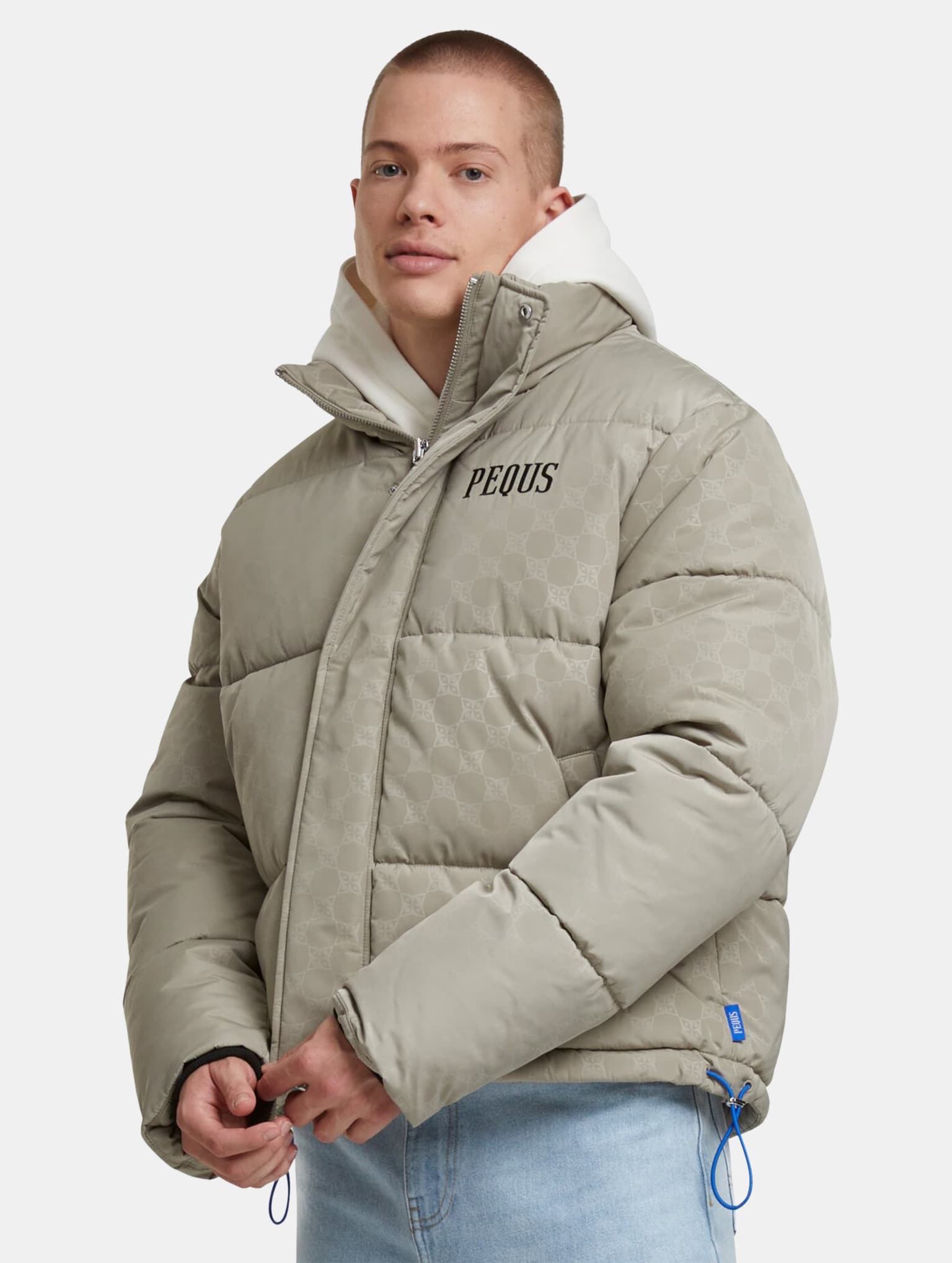 PEQUS Chest Logo Monogram Puffer Jacket