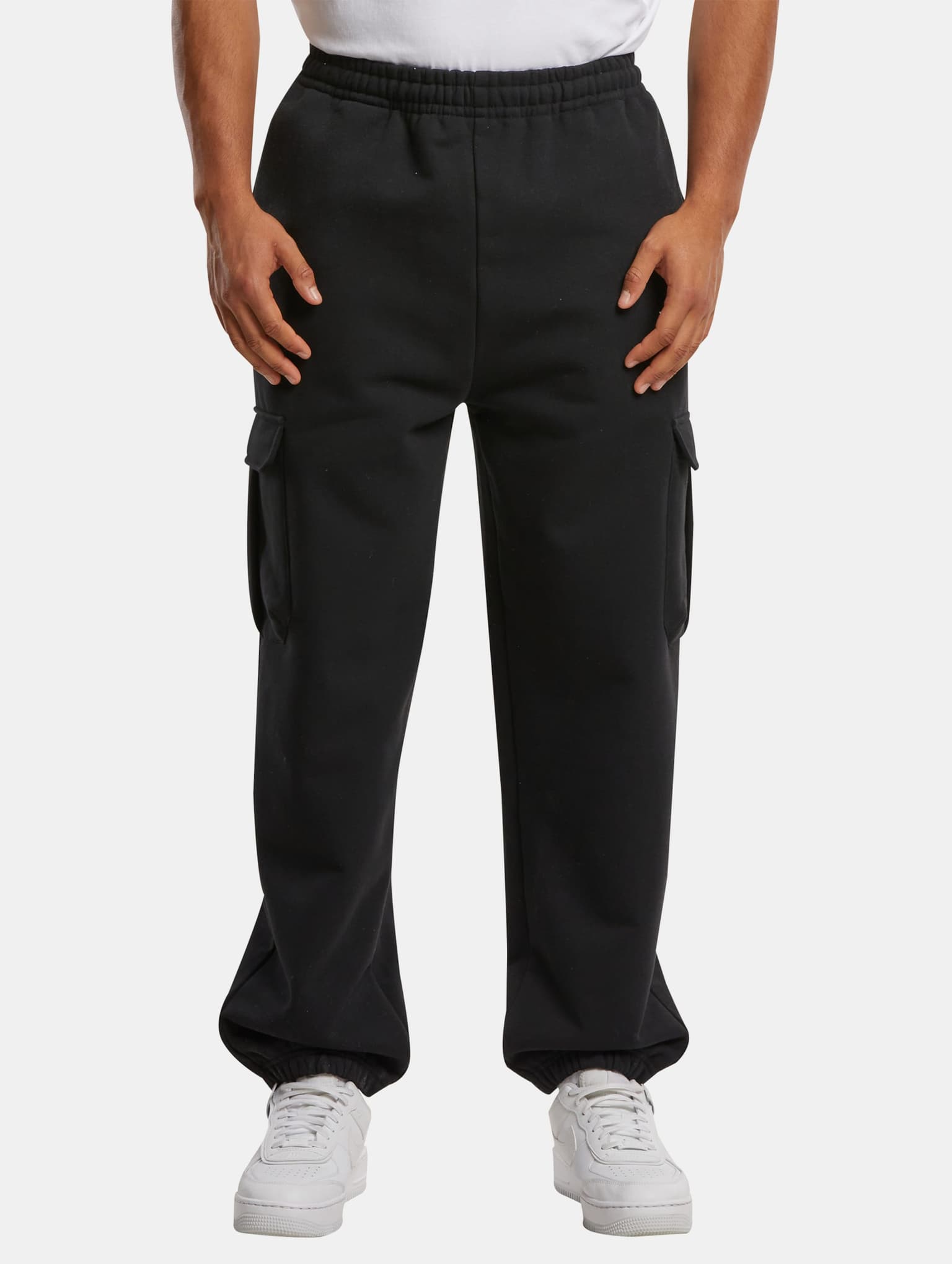 Urban Classics 90‘s Cargo Sweatpants – Bild 3