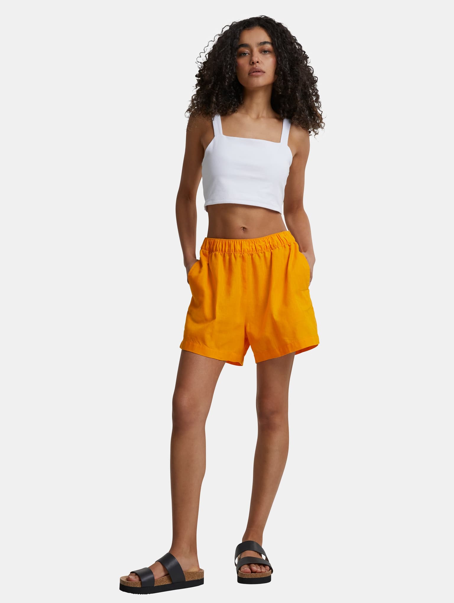 Urban Classics Ladies Linen Mixed Short – Bild 4