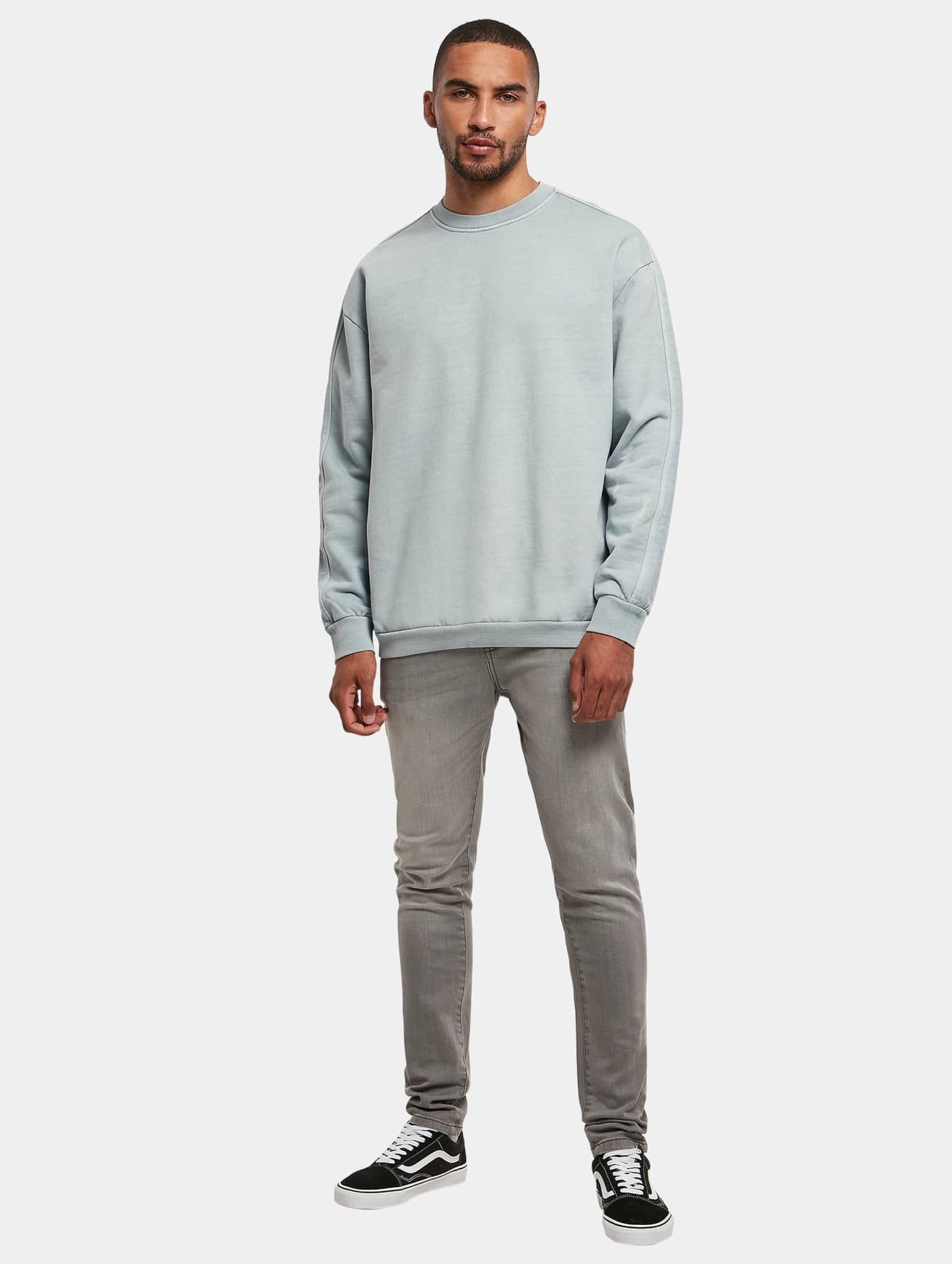 Urban Classics Heavy Terry Garment Dye Crew – Bild 4