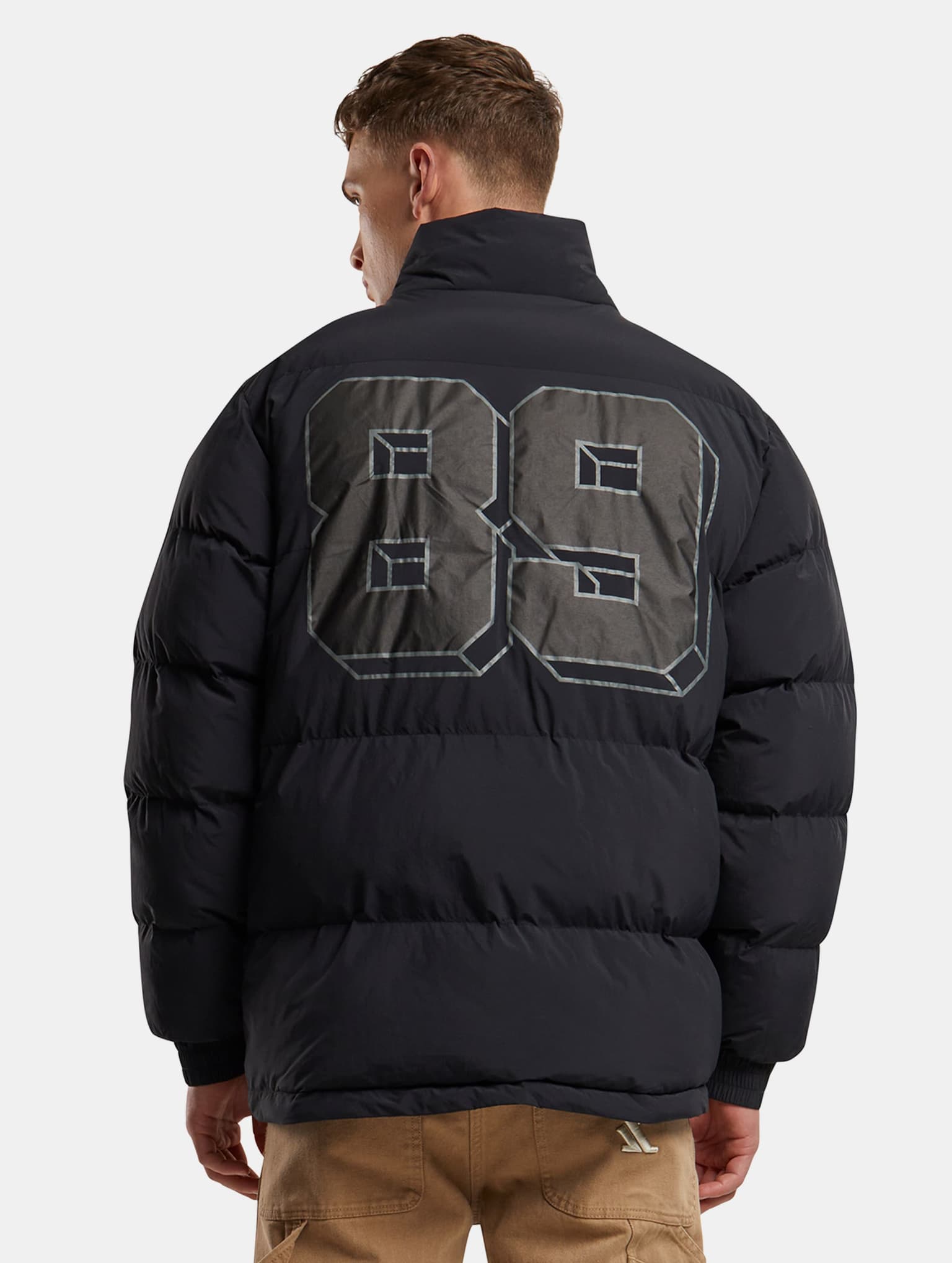 Karl Kani Serif 89 Puffer Jacket – Bild 2