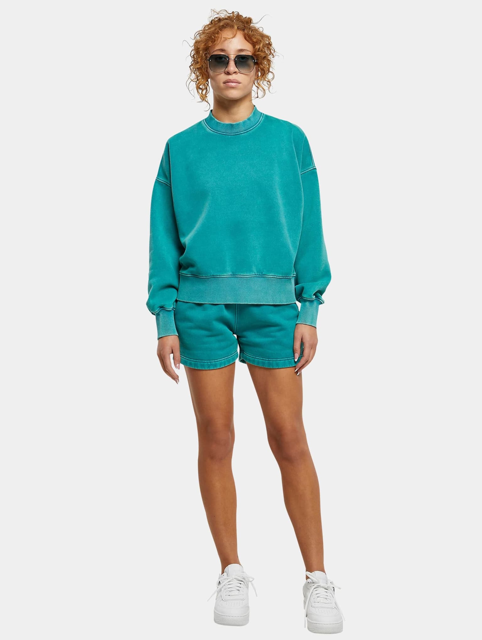 Urban Classics Ladies Oversized Stone Washed Crewneck – Bild 3