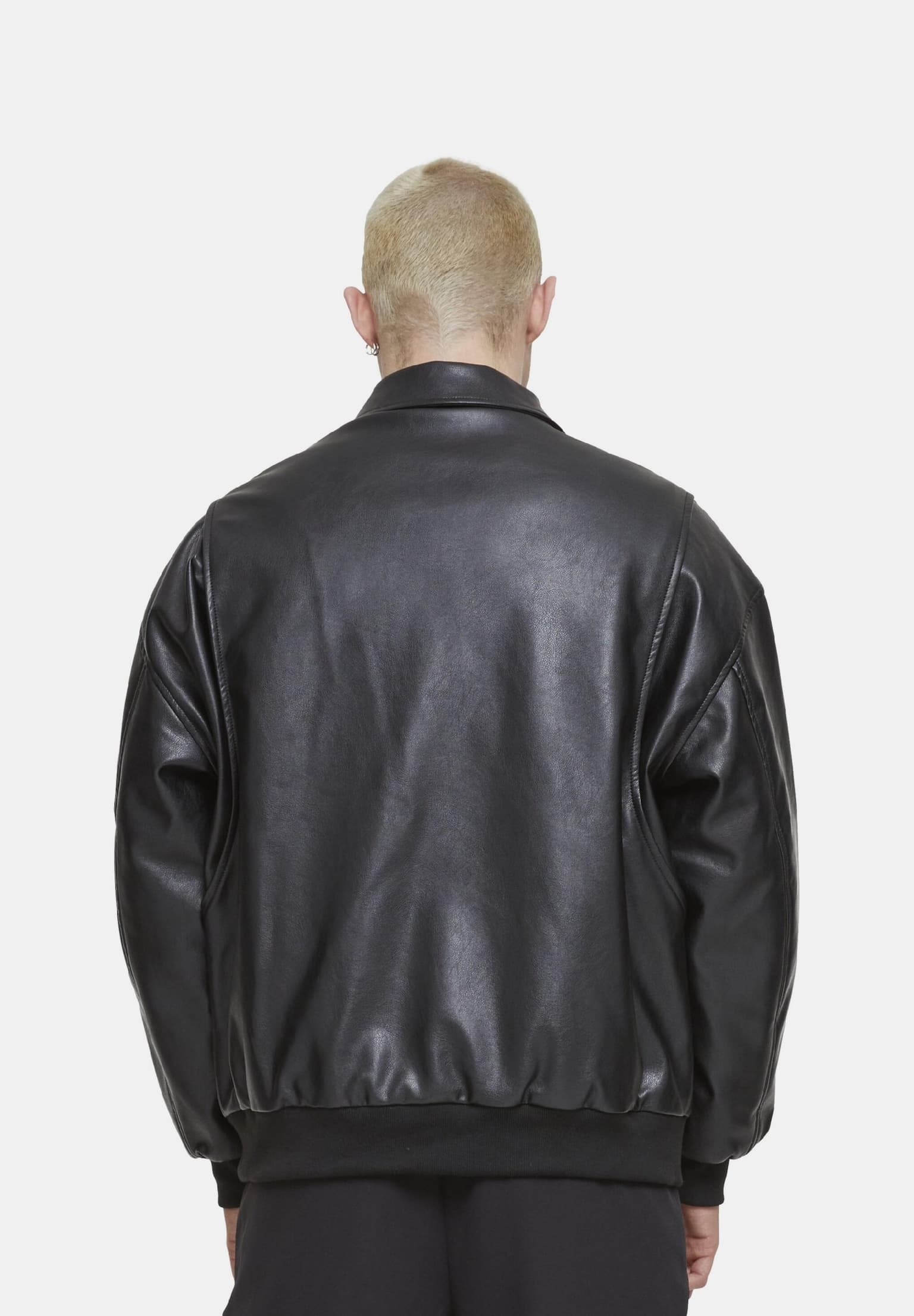 Urban Classics Synthetic Leather Blouson Lederjacke – Bild 2