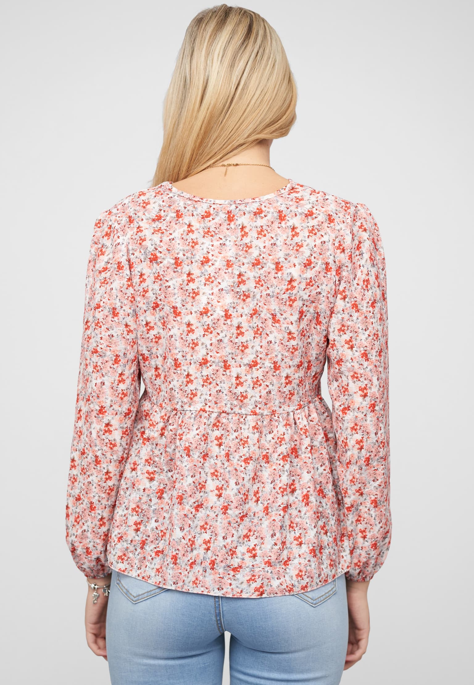 Cloud5ive V-Neck Bluse mit Rüschendetails und Blumen Print – Bild 2
