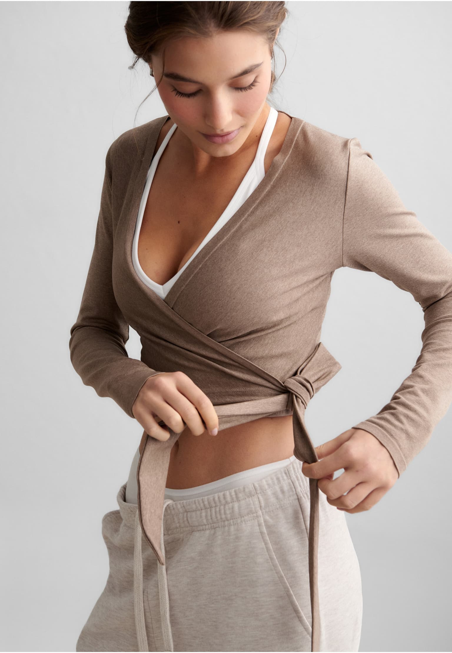 aimn Shape Seamless Wrap Long Sleeve