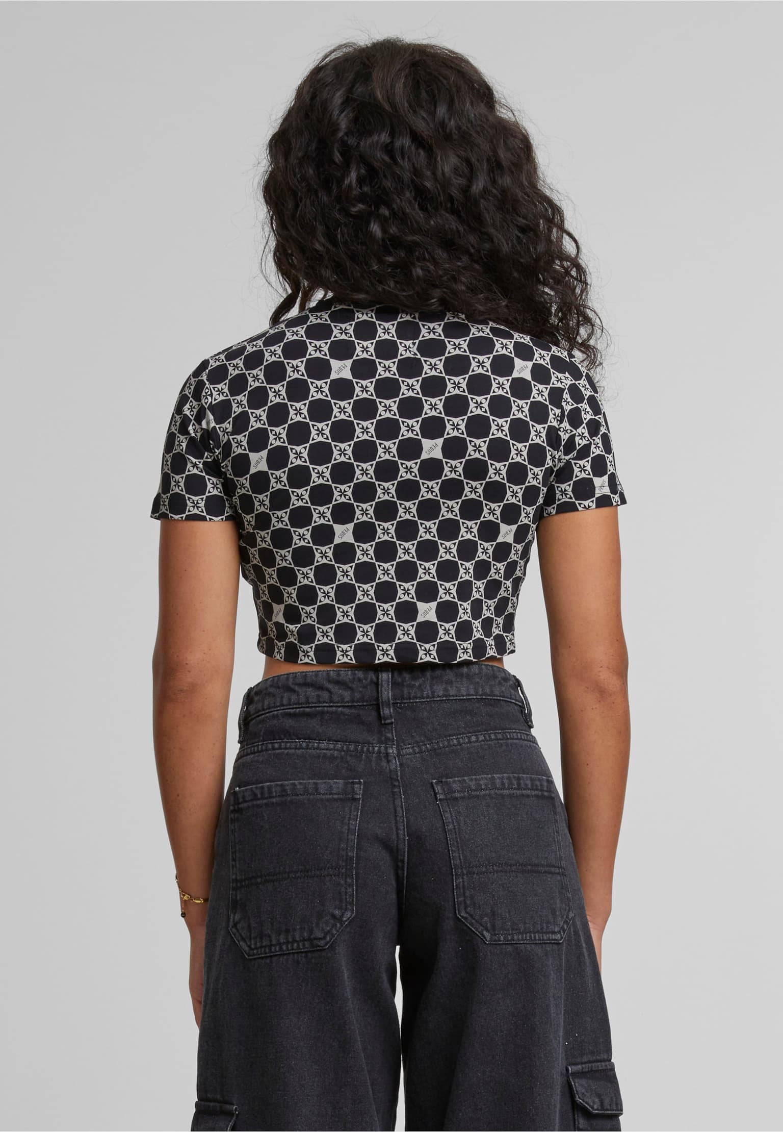 Pequs Aether Monogram Top – Bild 2