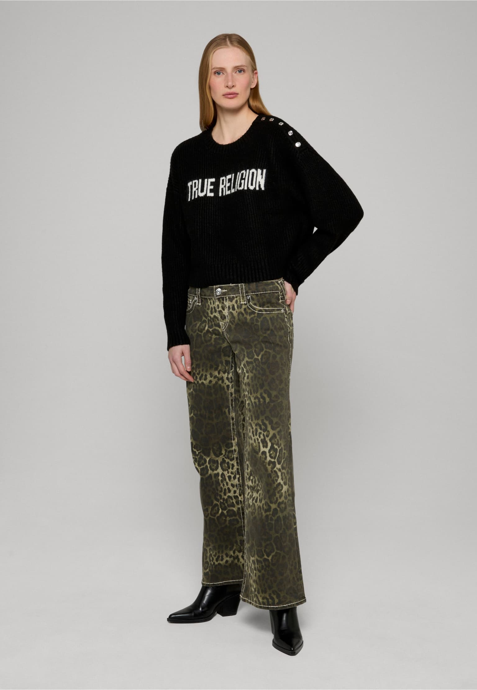 True Religion LOGO OFF SHOULDER SWEATER – Bild 3