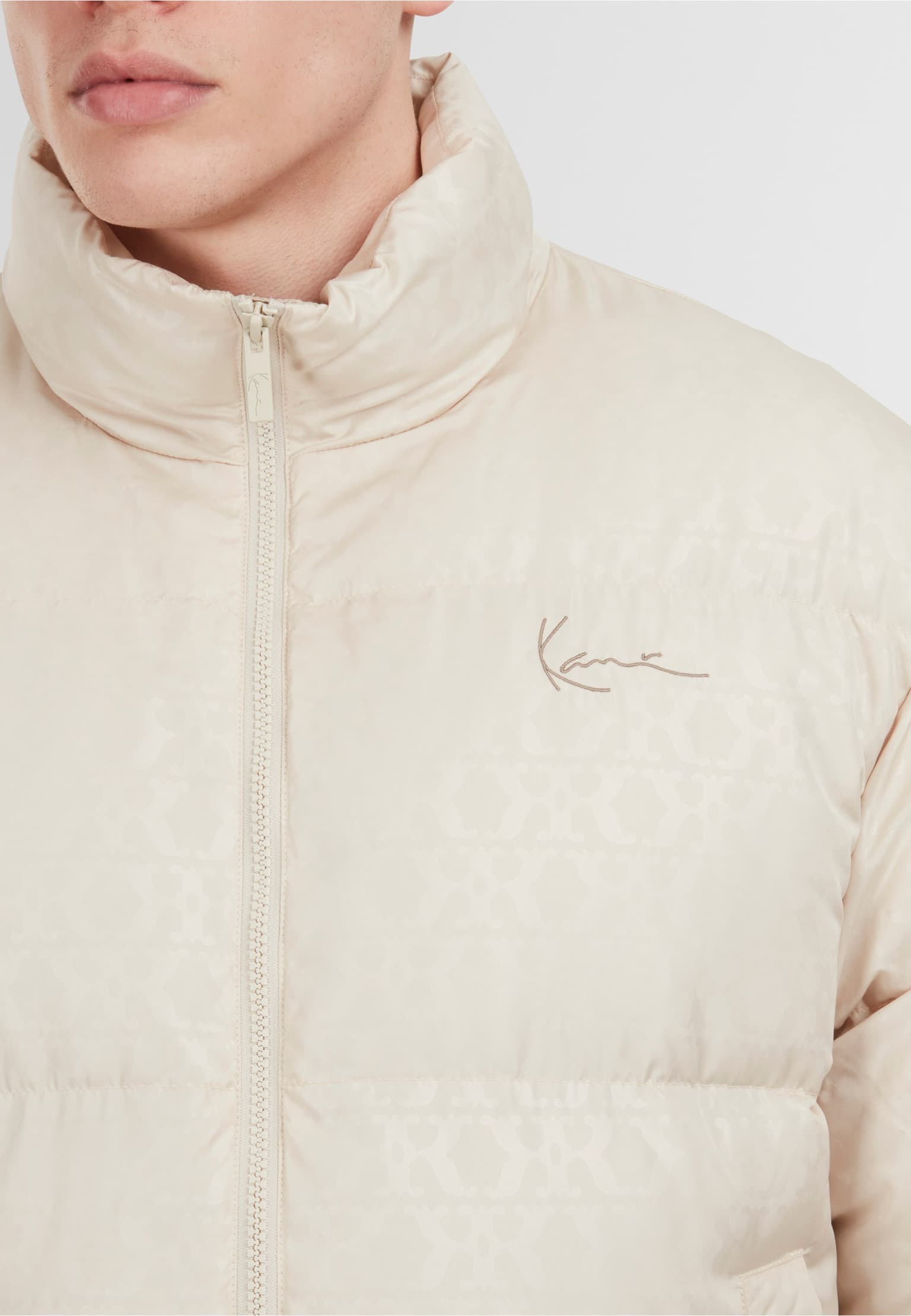 Karl Kani Aop Signature Puffer Jacket – Bild 4
