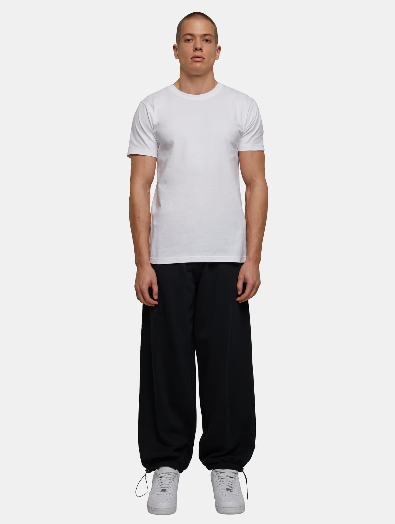 Urban Classics Parachute heavy Sweatpants – Bild 3