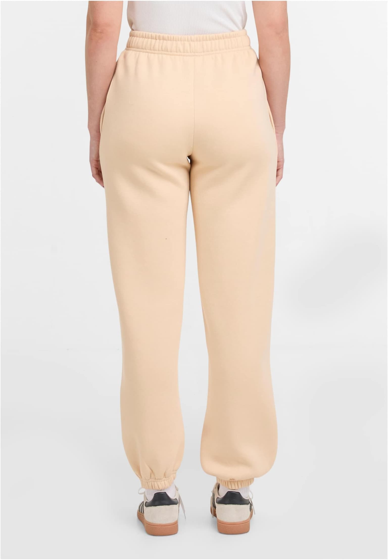 Urban Classics Ladies Basic Essential Sweatpants – Bild 2