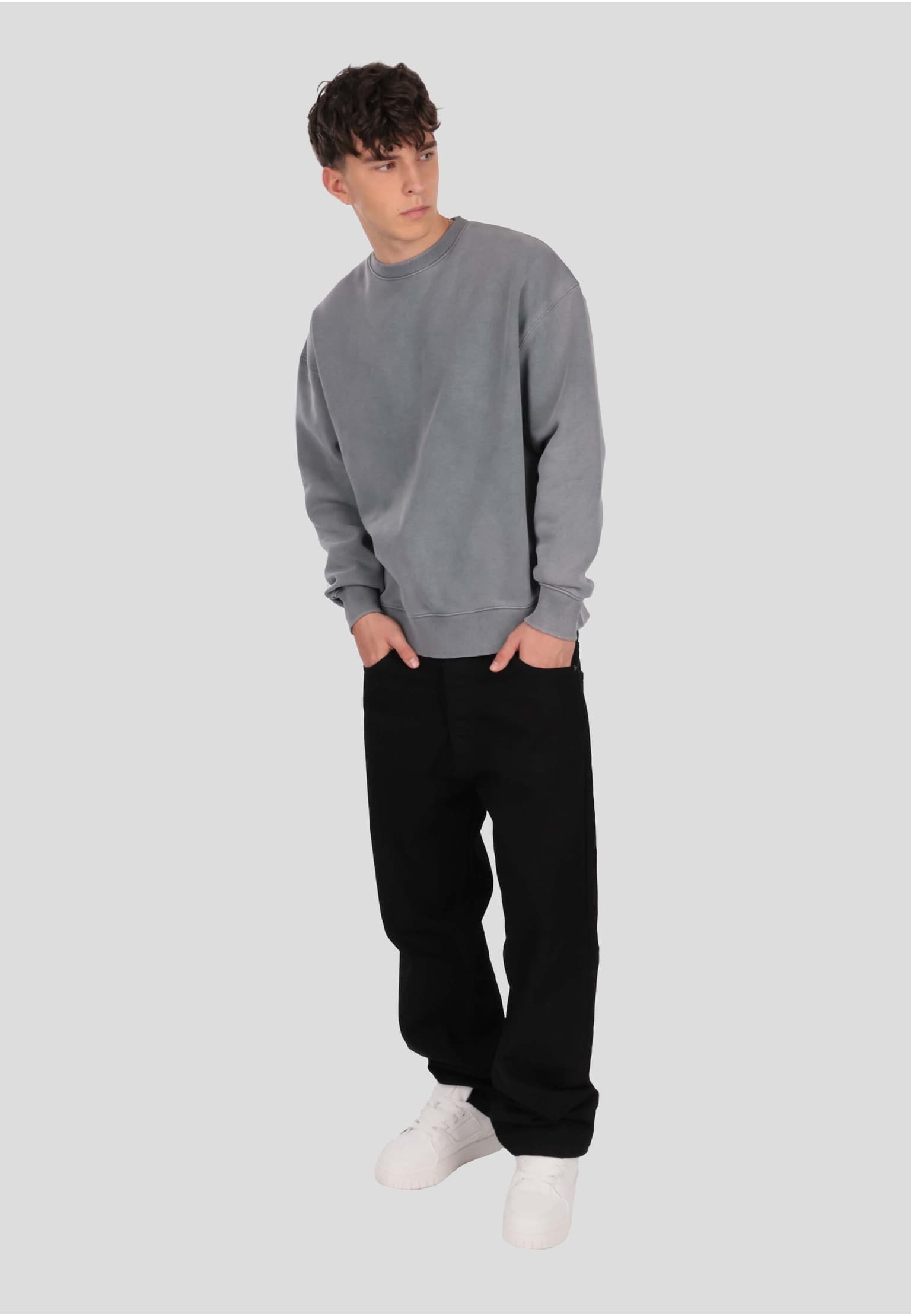 Dropsize RAW EDGES CREWNECK – Bild 4