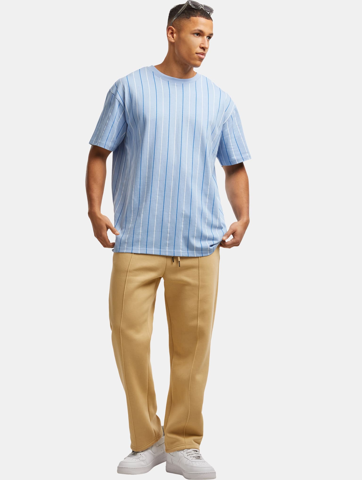 Urban Classics Printed Pinstripe Tee – Bild 4