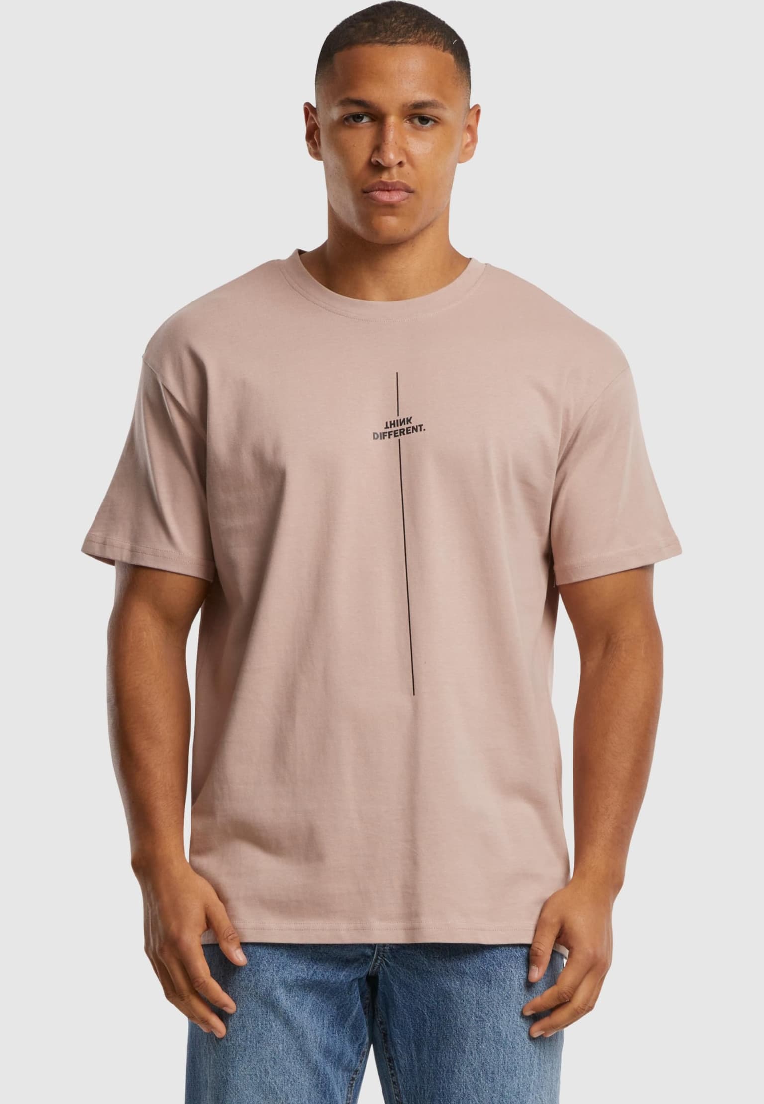 Merchcode Think Different Heavy Oversized Tee – Bild 3