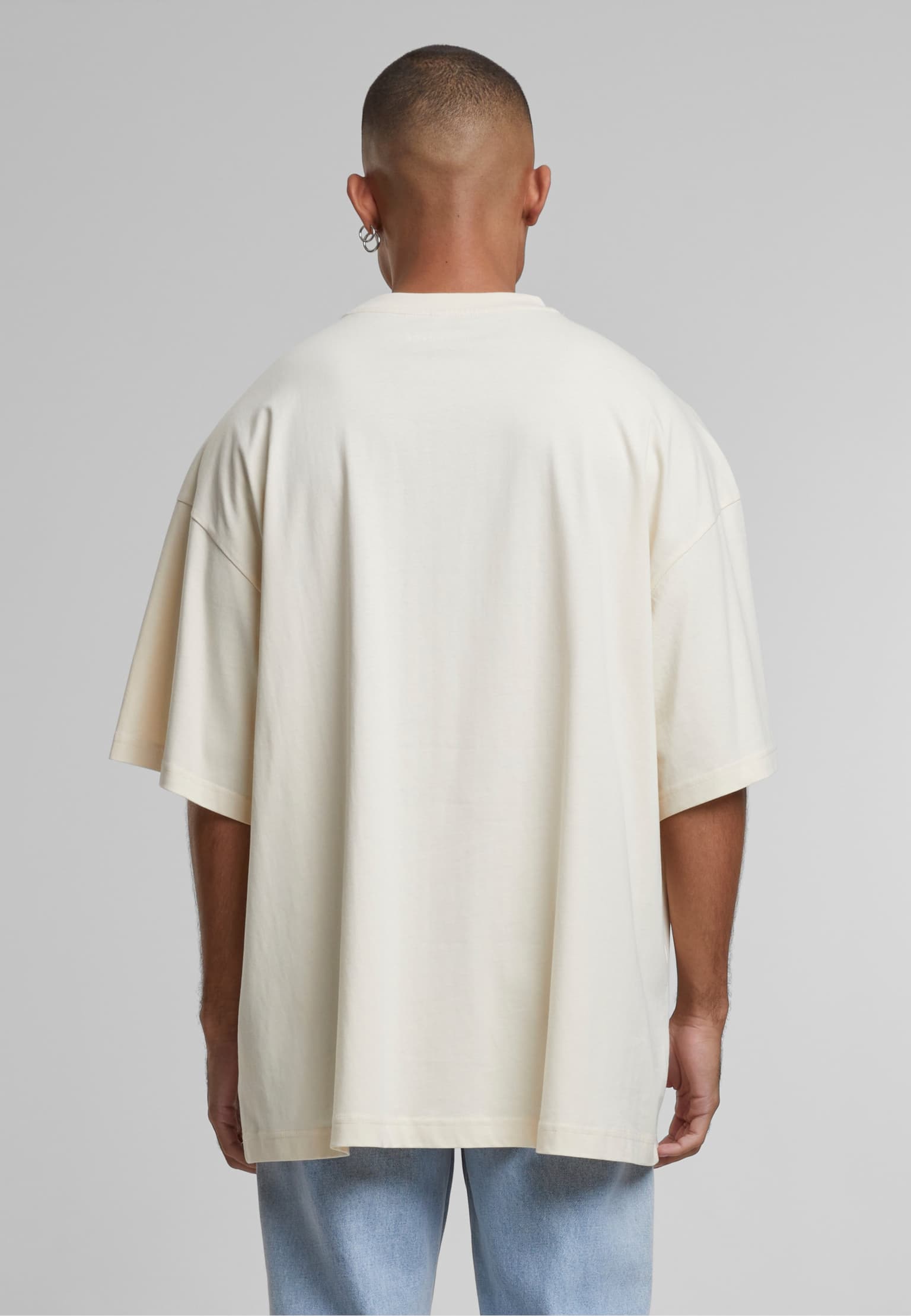 Merchcode K Heart Huge Tee – Bild 2