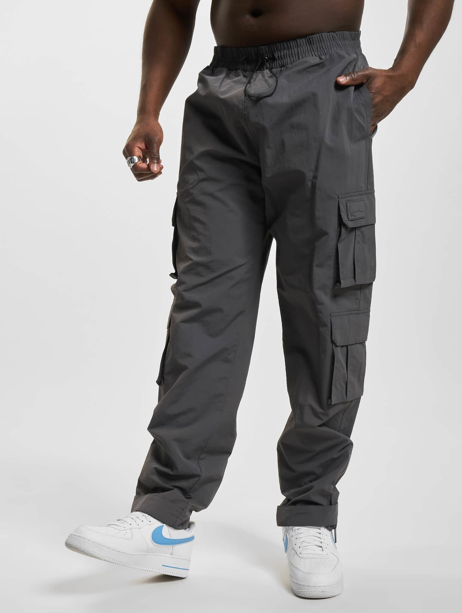 Karl Kani KM232-028-1 KK Rubber Signature Tapered Cargo Pants – Bild 3
