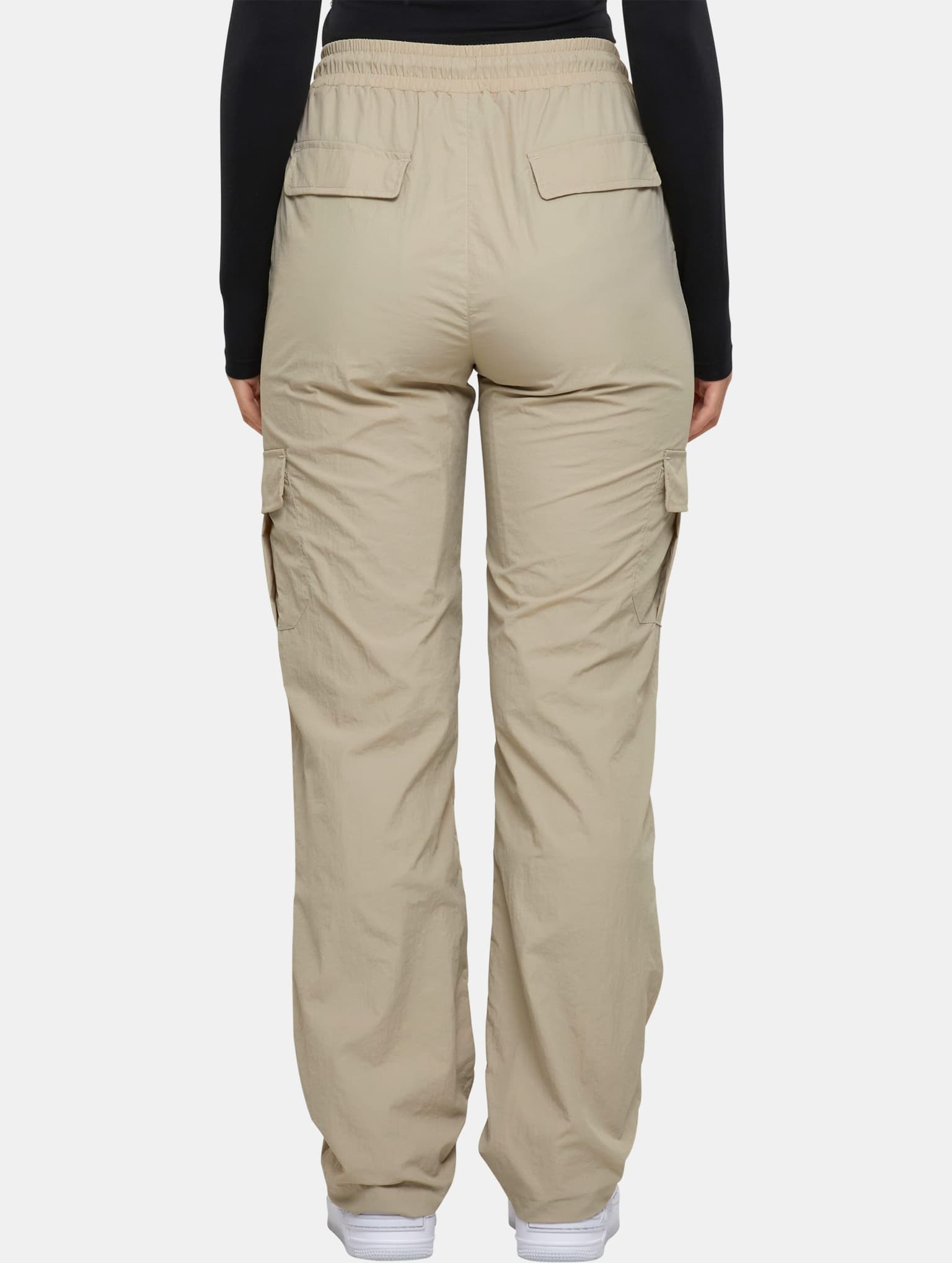Urban Classics Ladies Nylon Cargohose – Bild 2