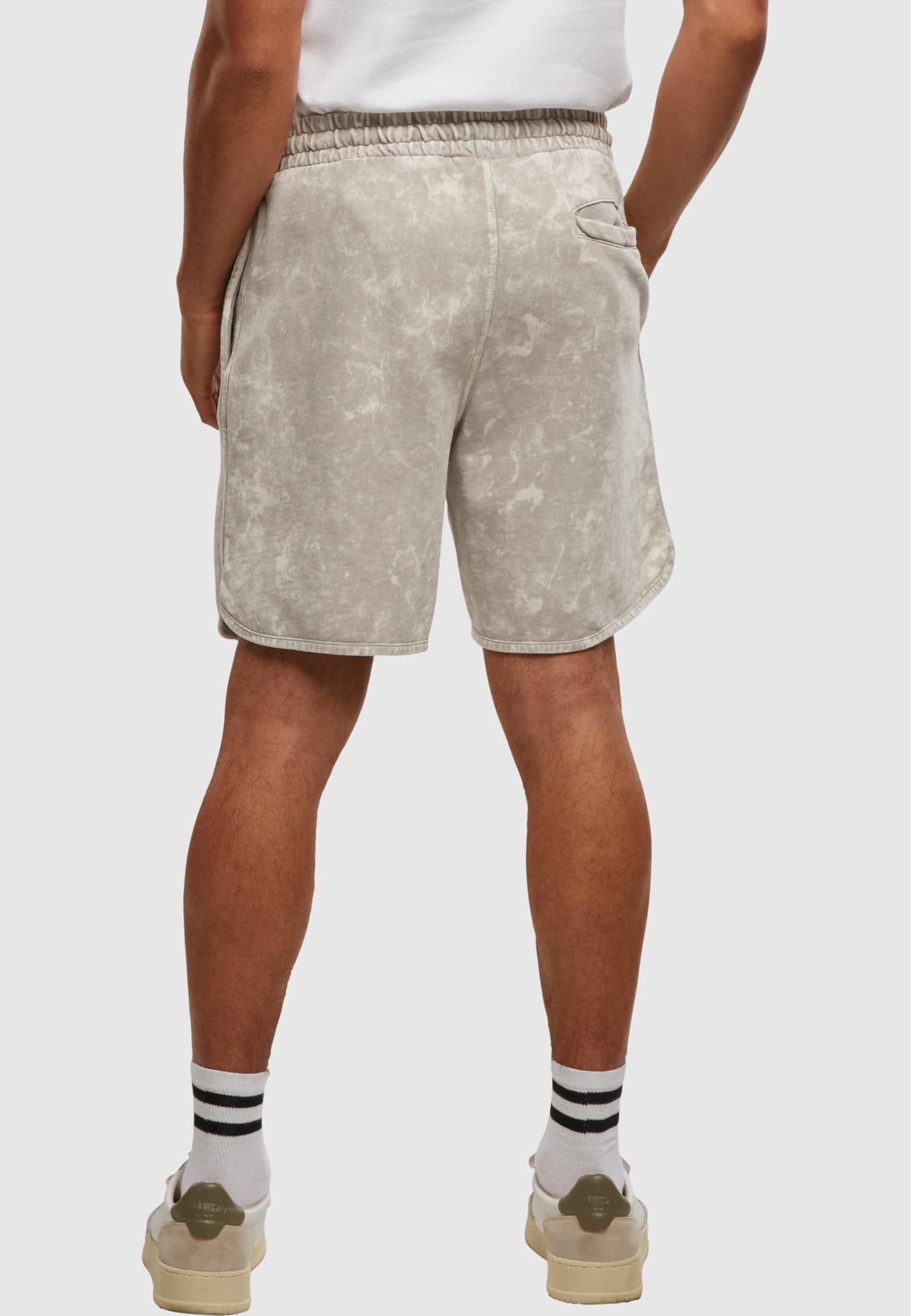 Urban Classics Washed Piped Short – Bild 2