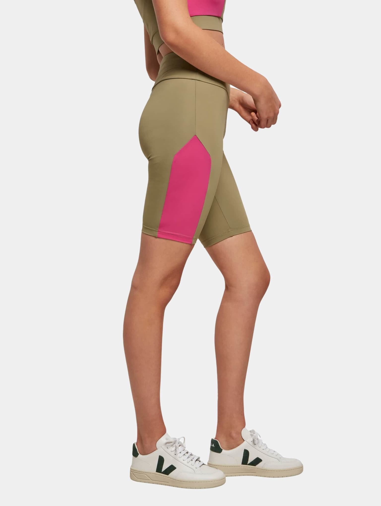 Urban Classics Ladies Color Block Cycle Short – Bild 3