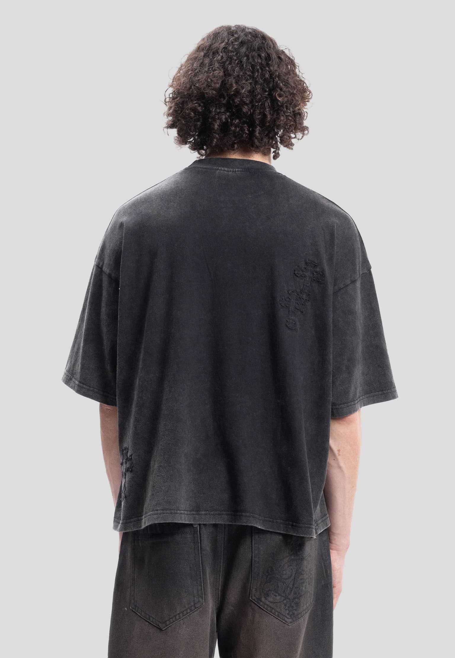 Favela Cross Patches T-Shirt – Bild 2