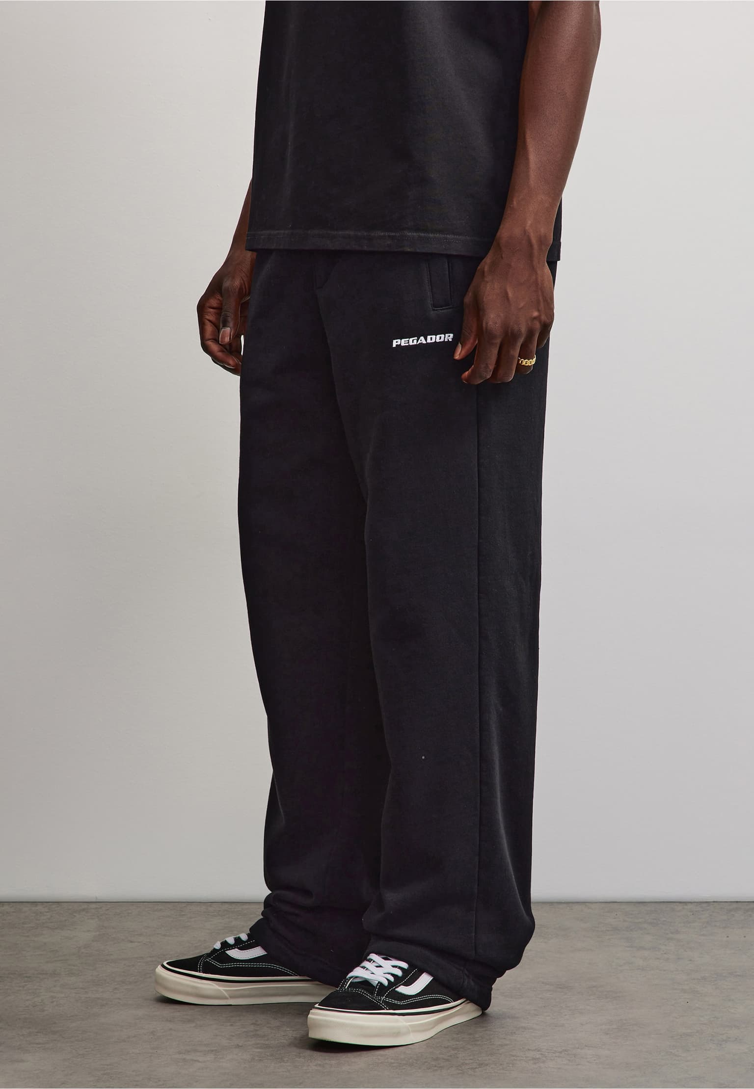 PEGADOR Logo Loose Sweatpants – Bild 3