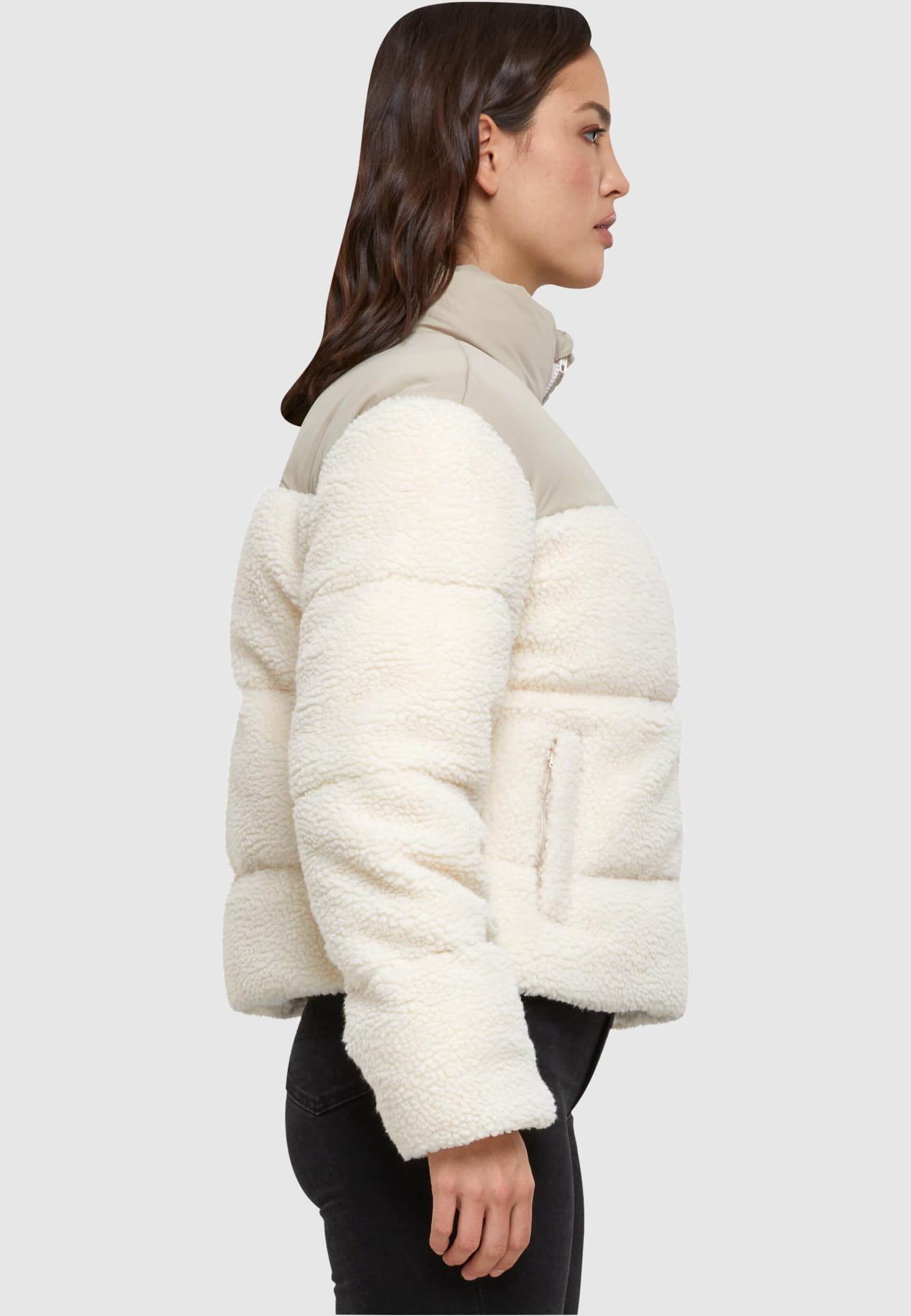 Urban Classics Ladies Short Sherpa Mix Puffer Jacket – Bild 4