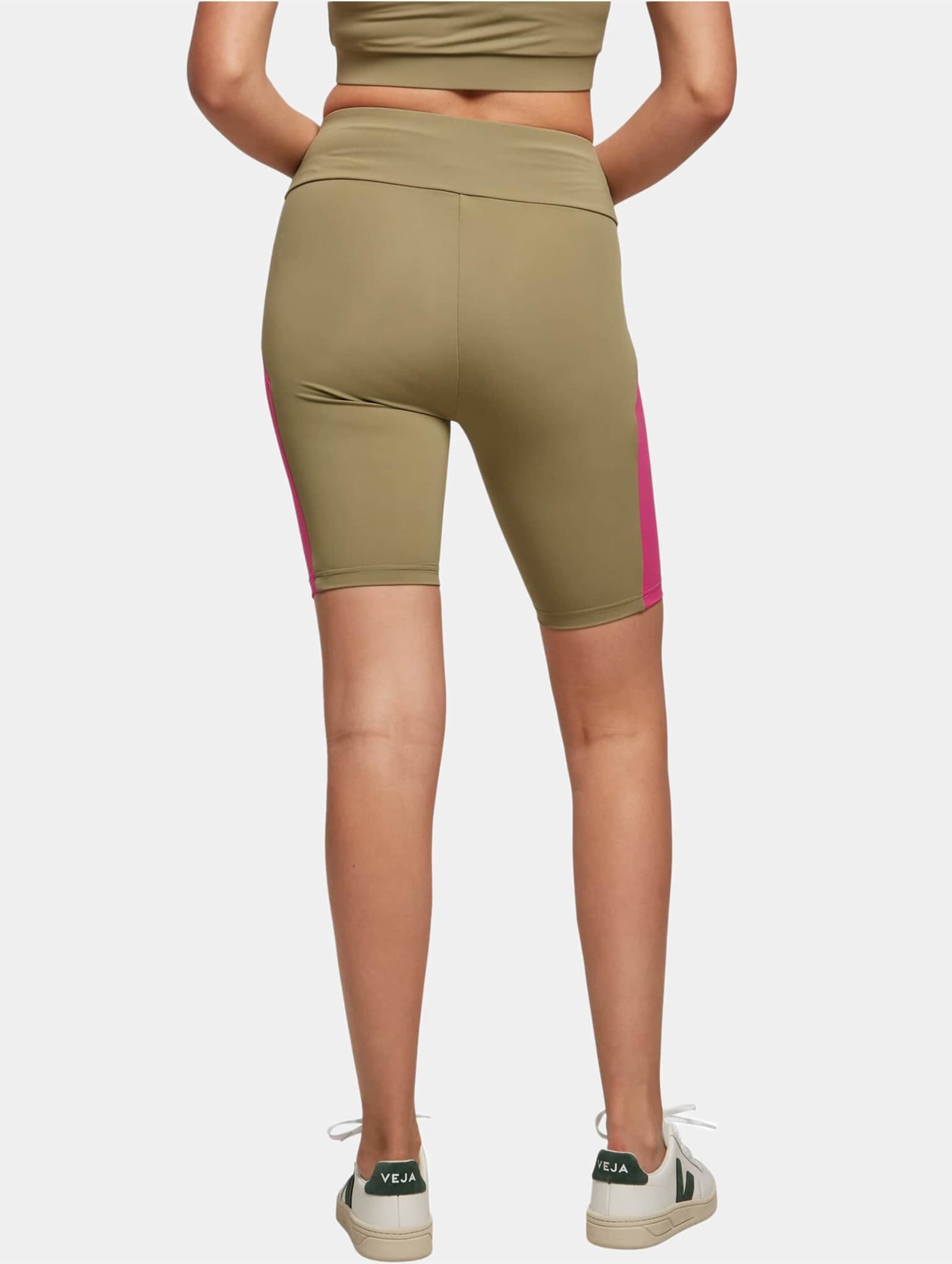 Urban Classics Ladies Color Block Cycle Short – Bild 2