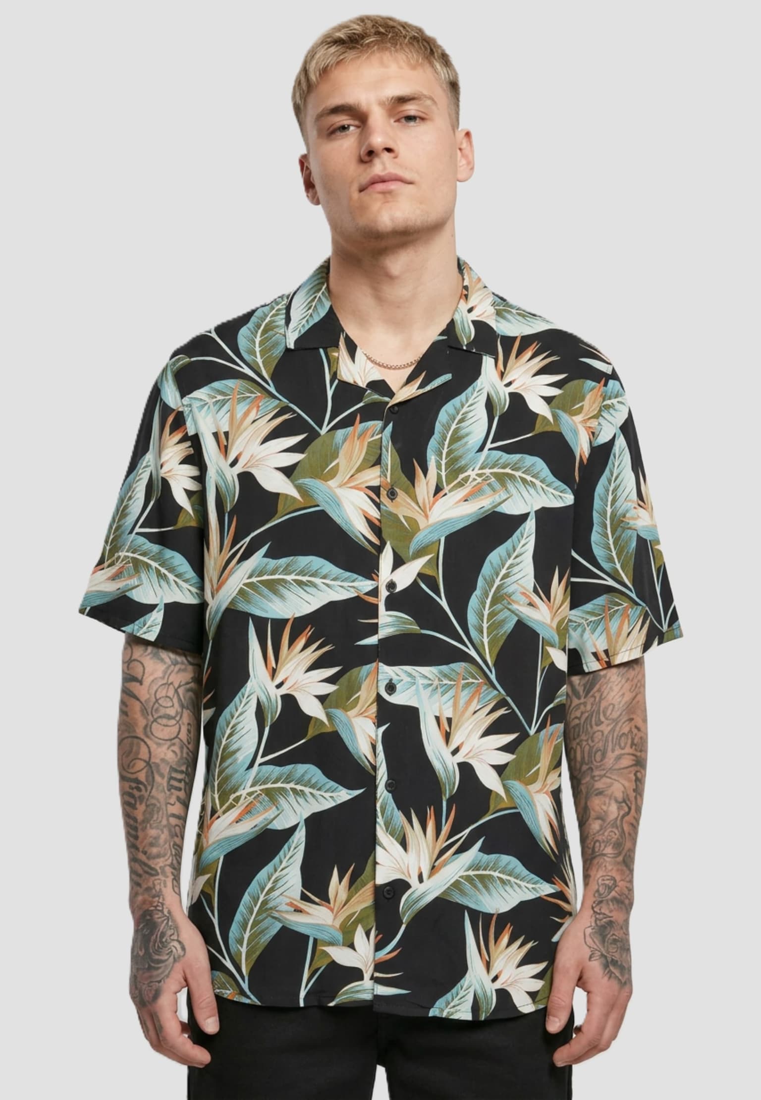 Urban Classics Blossoms Resort Shirt