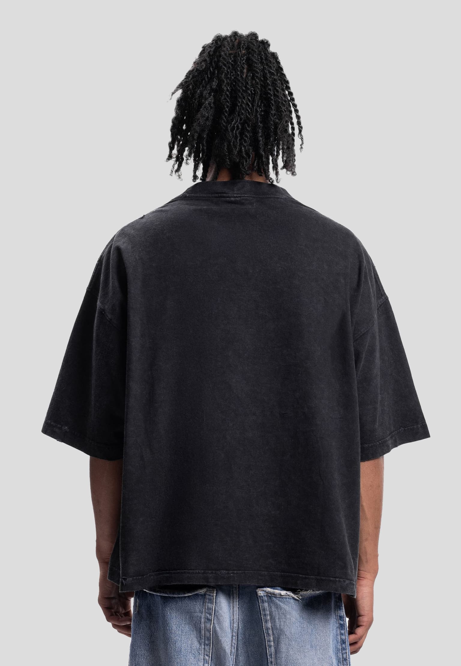Favela Shibuya Distressed T-Shirt – Bild 2
