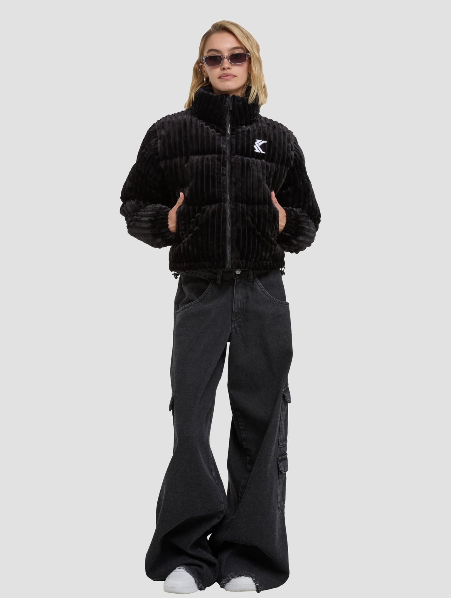 Karl Kani Original Fuzzy Corduroy Short Puffer Jacket – Bild 4