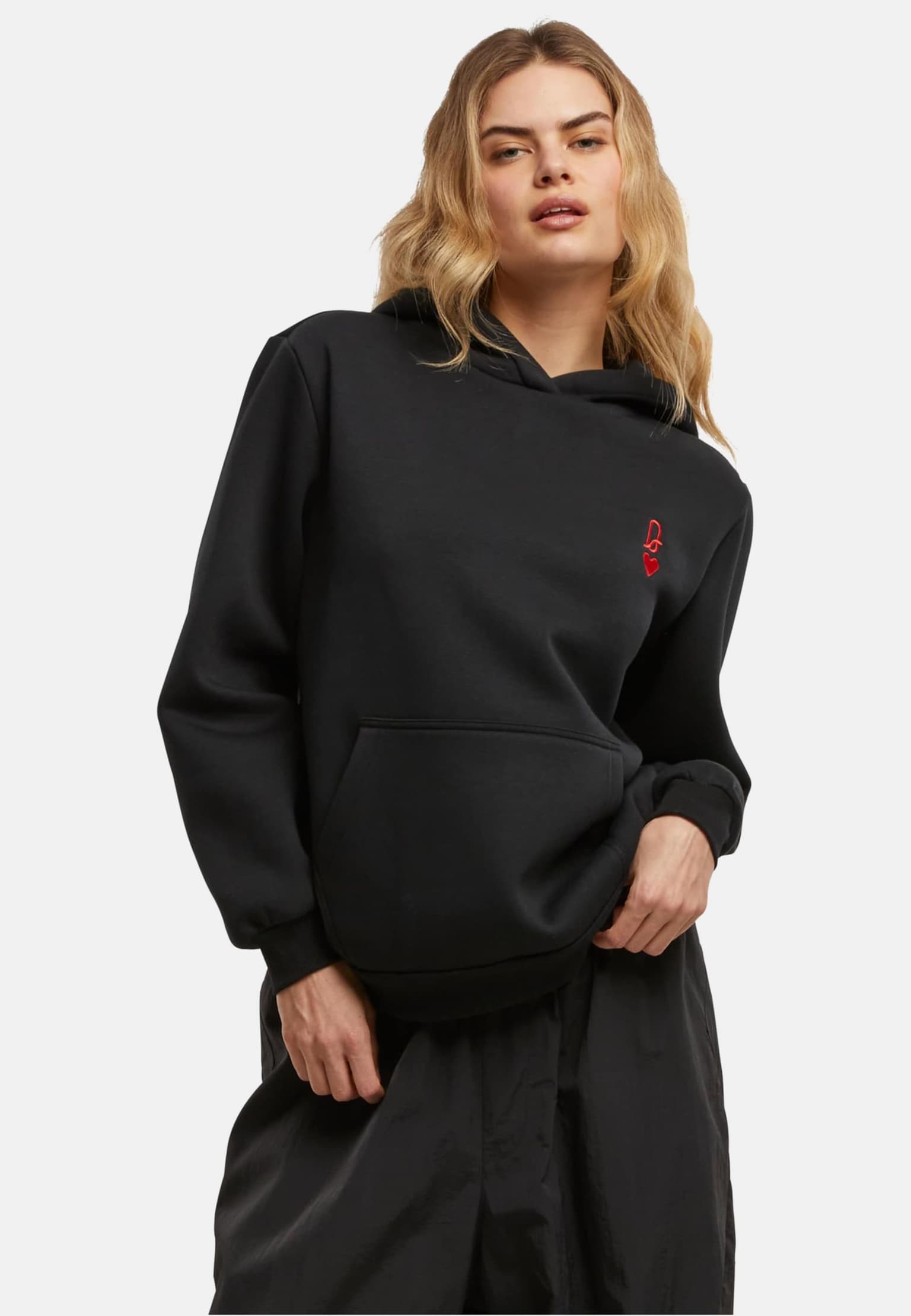 Miss Tee Queen Card EMB Fluffy Hoody