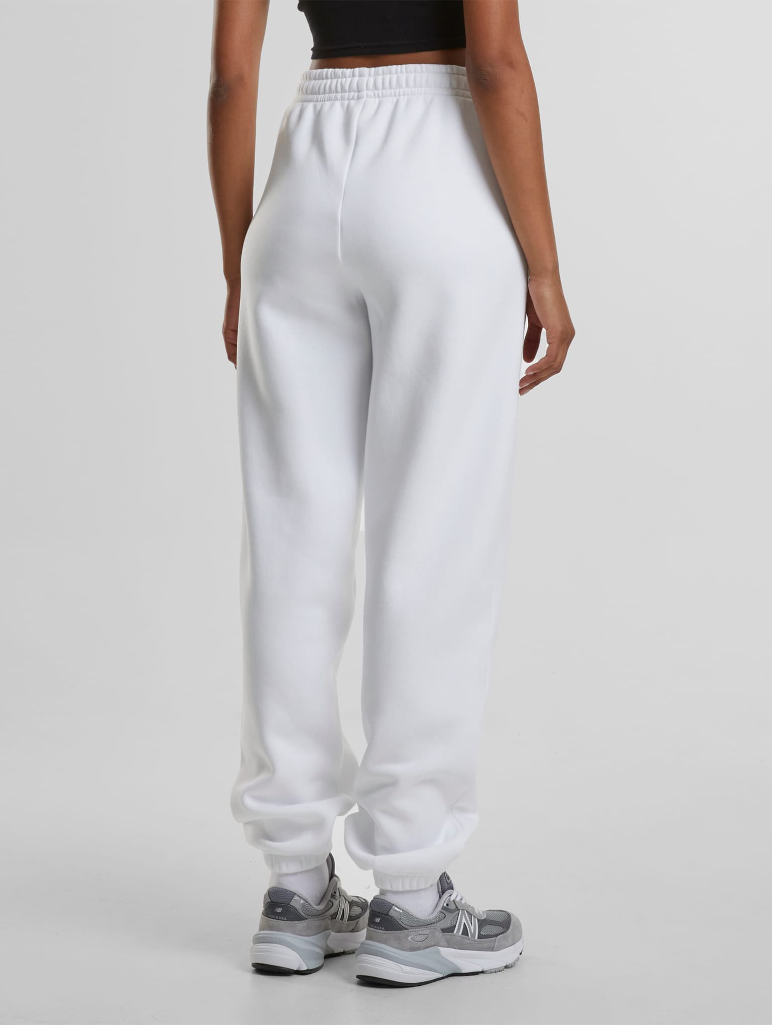Urban Classics Ladies Fluffy Jogginghose – Bild 2