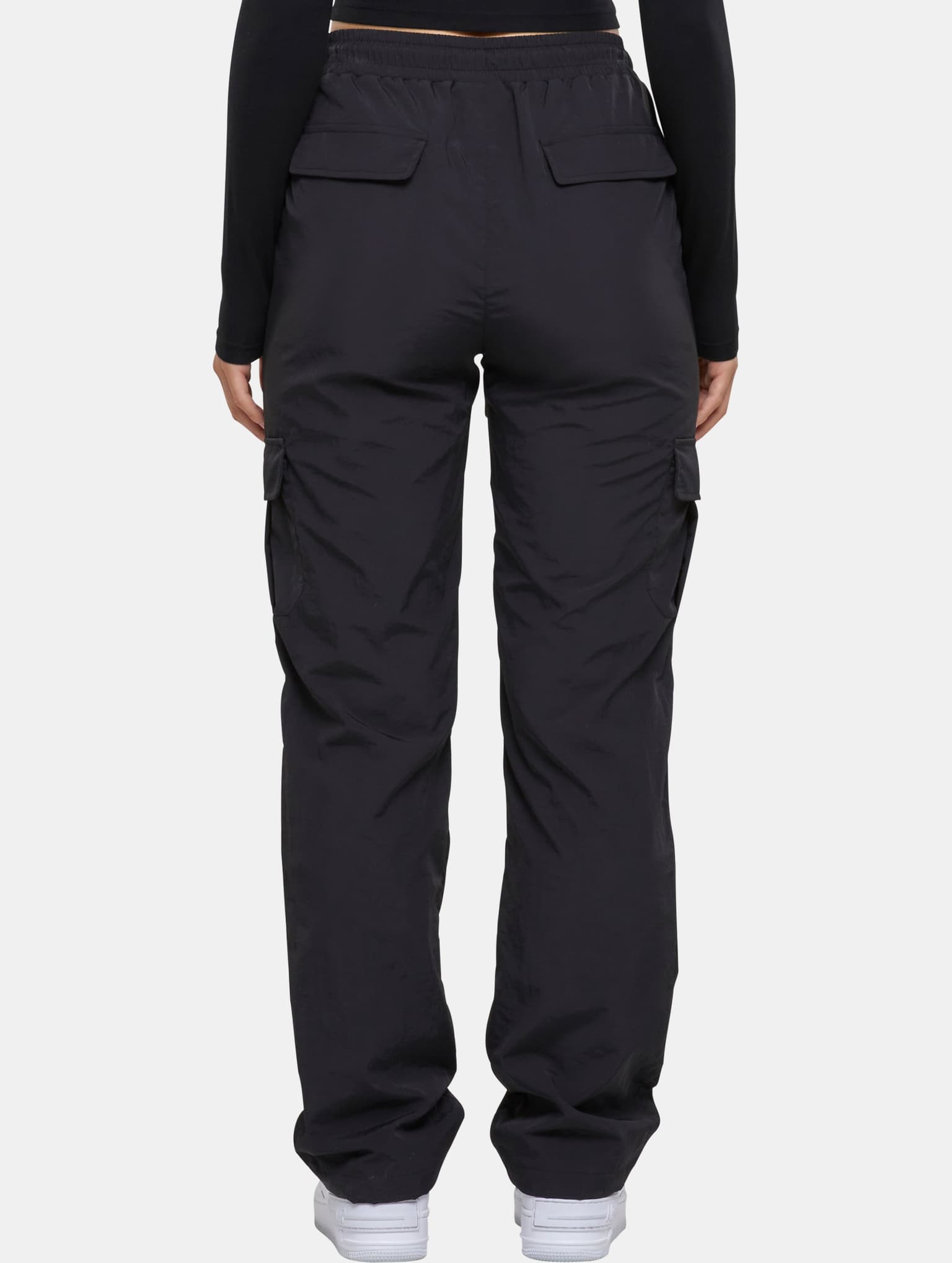 Urban Classics Ladies Nylon Cargo Pants – Bild 2