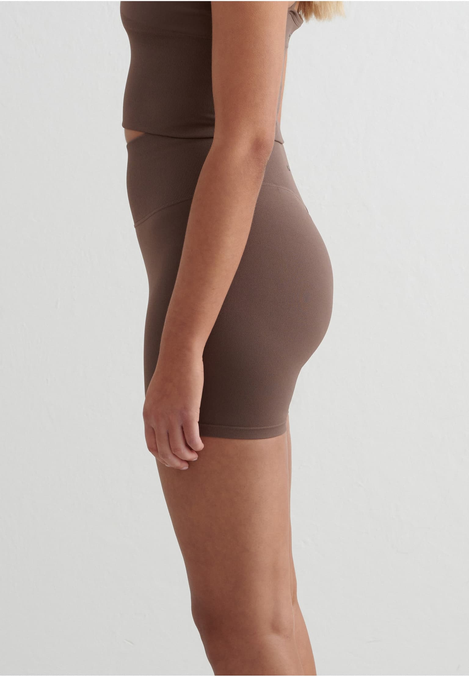 aimn Shape Seamless Hotpants – Bild 3