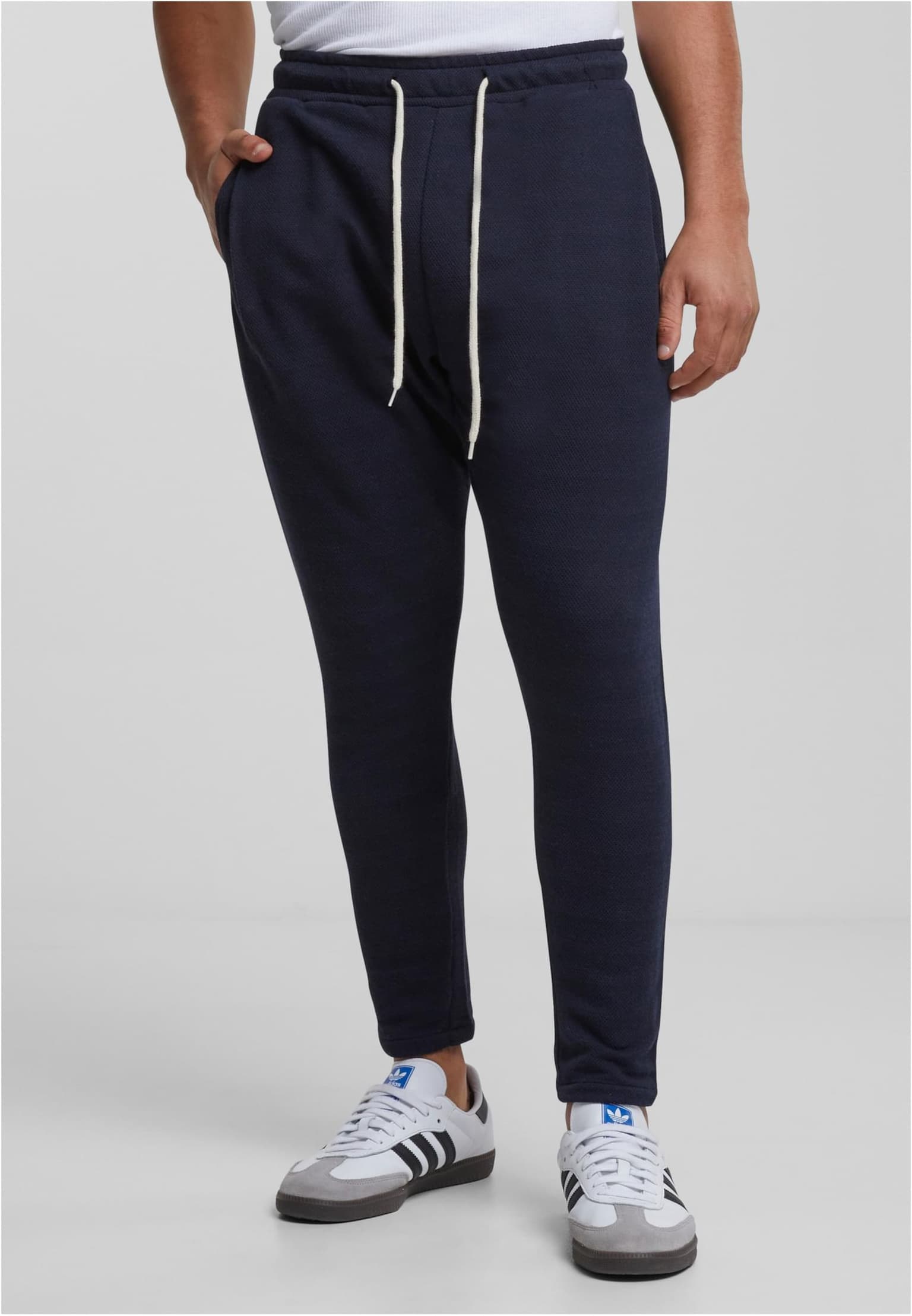 2Y Premium Cropped Sweat Pants