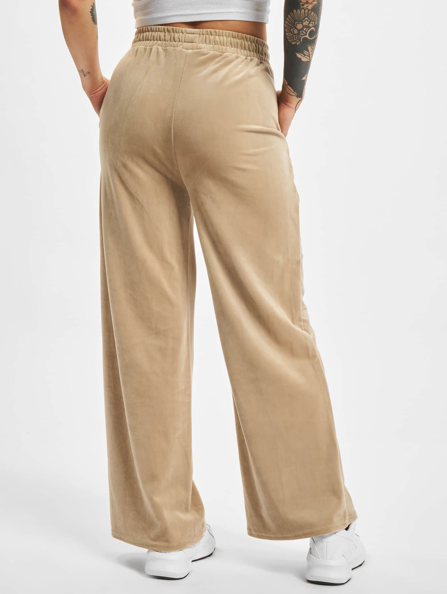 Urban Classics Ladies High Waist Straight Velvet Sweatpants – Bild 2