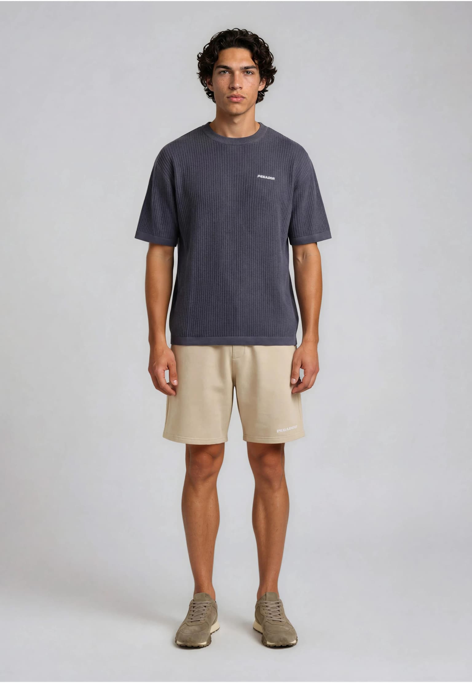 PEGADOR Logo Heavy Sweat Short – Bild 3