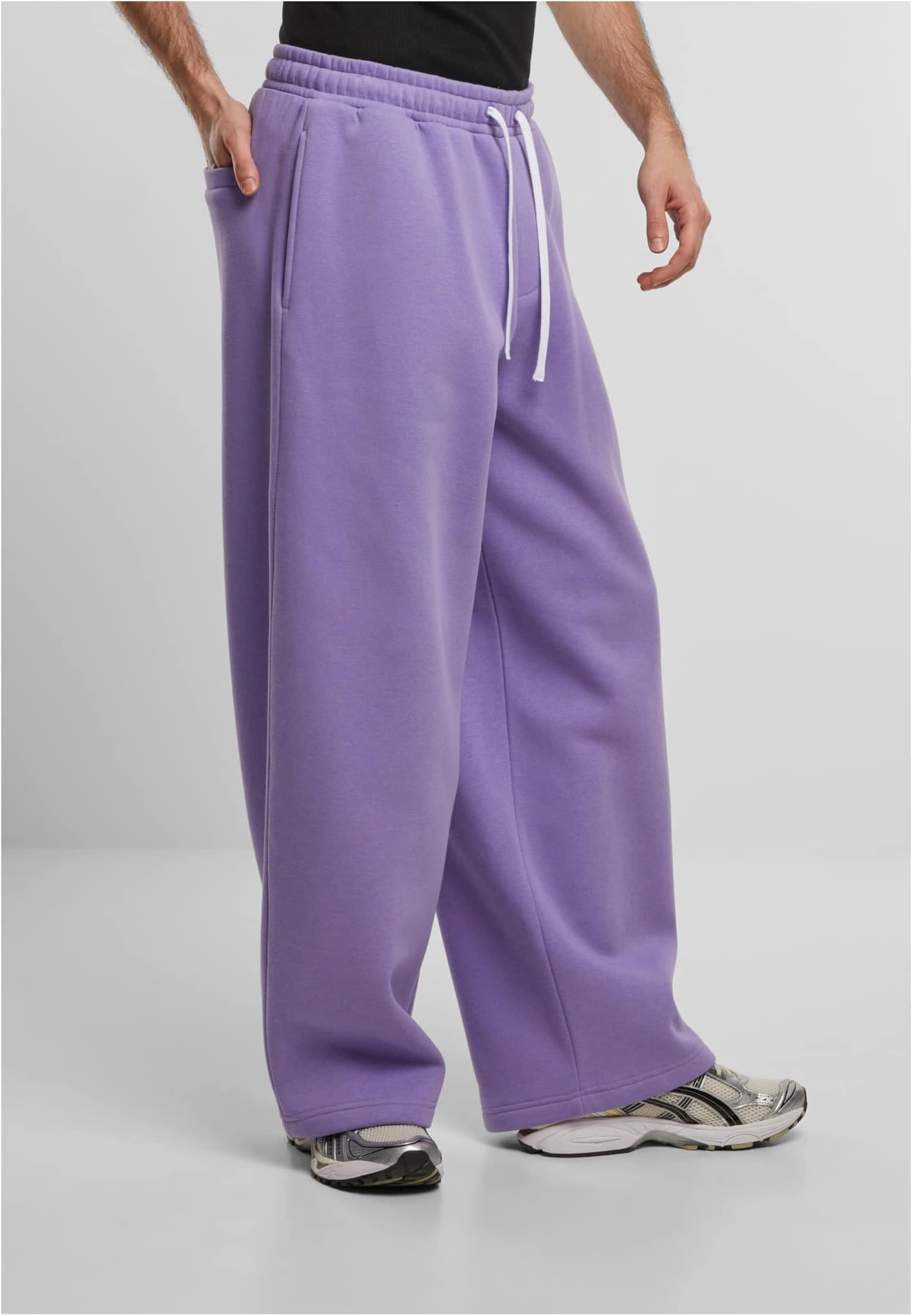 Urban Classics Fluffy Wide Leg Trackpants – Bild 4