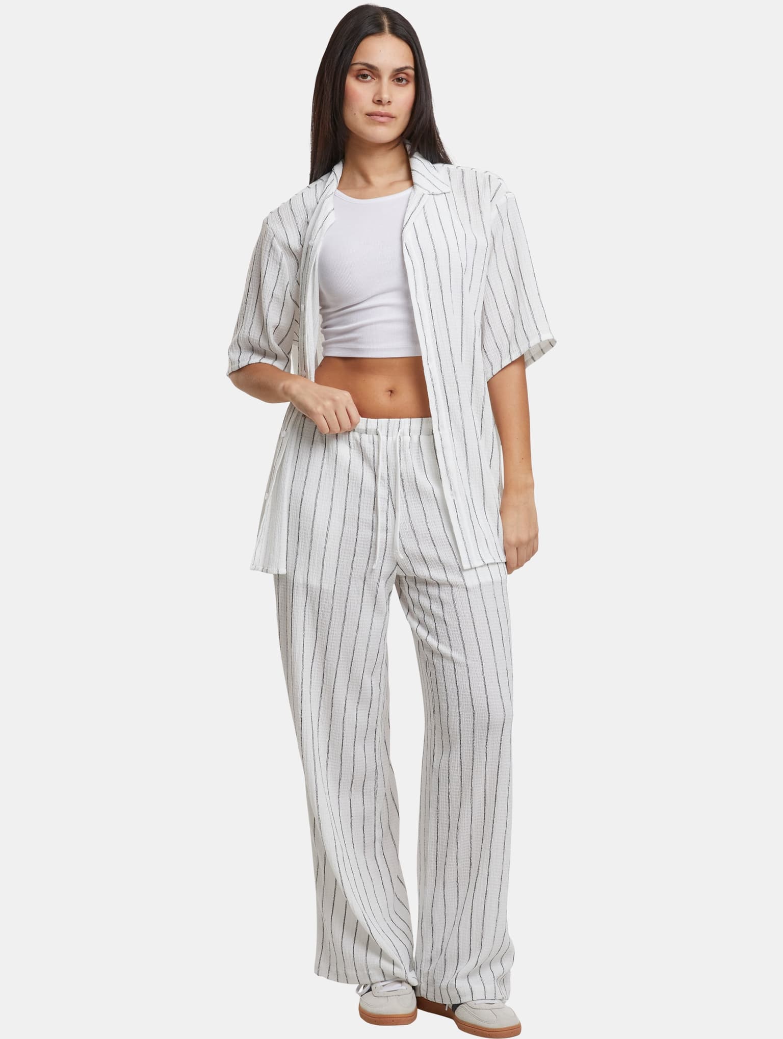 Urban Classics Ladies Structured Striped Relaxed Fit Pants – Bild 4