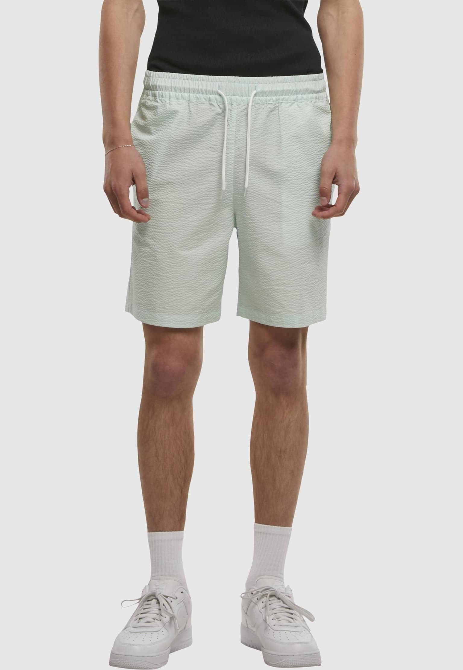 Urban Classics Basic Seersucker Short – Bild 3
