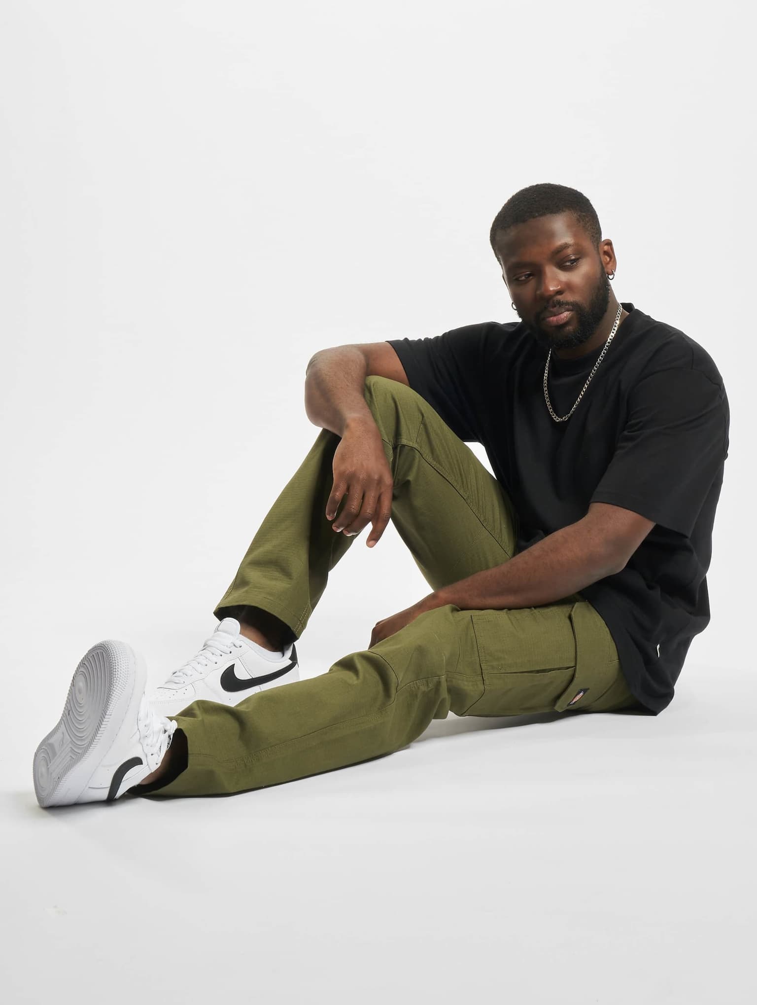 Urban Classics Essentials Tall Tee – Bild 4