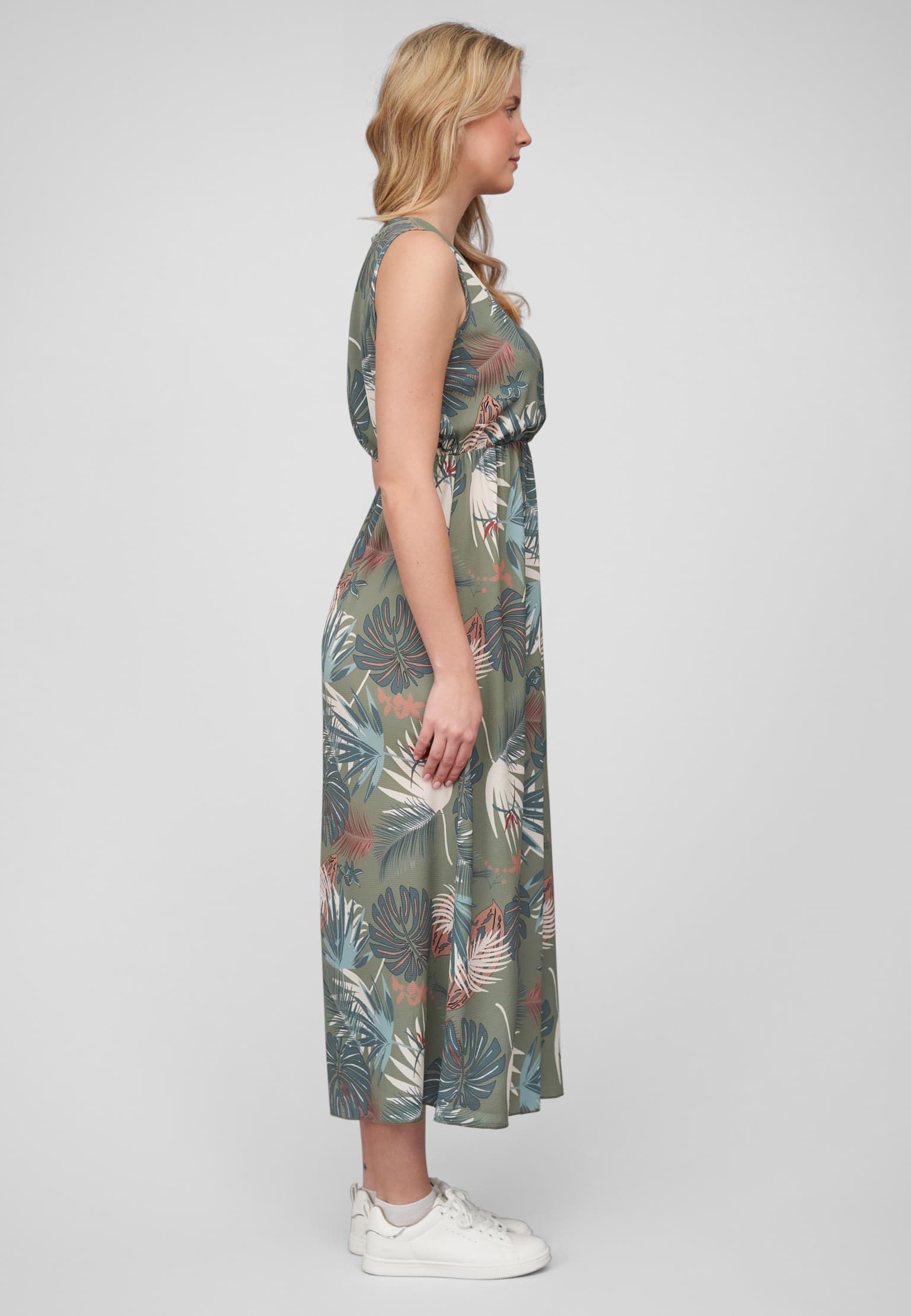 Cloud5ive Maxi Kleid in Wickeloptik mit Tropical All Over Print – Bild 4