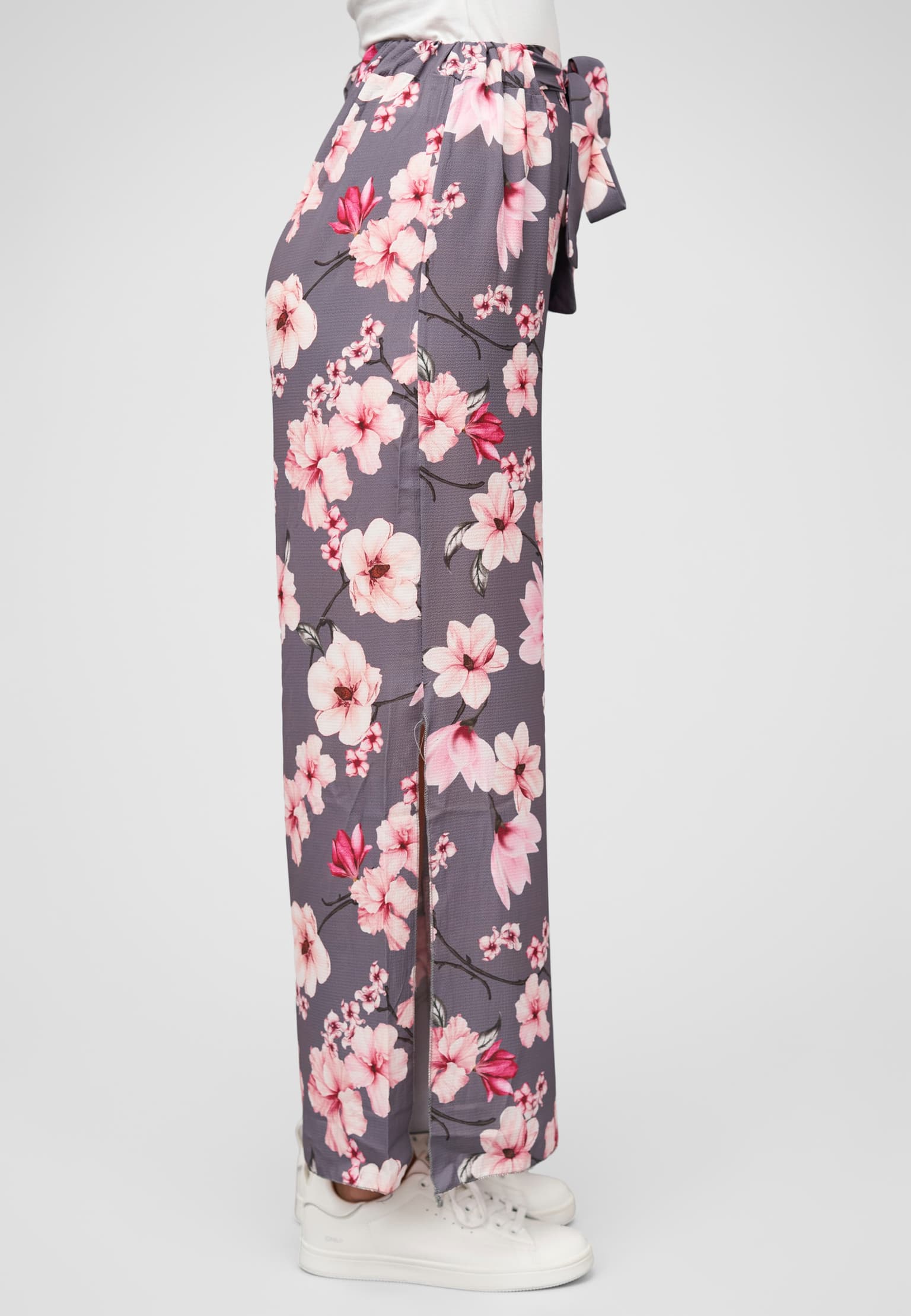 Cloud5ive High-Waist Sommerhose mit Blumen Print – Bild 4